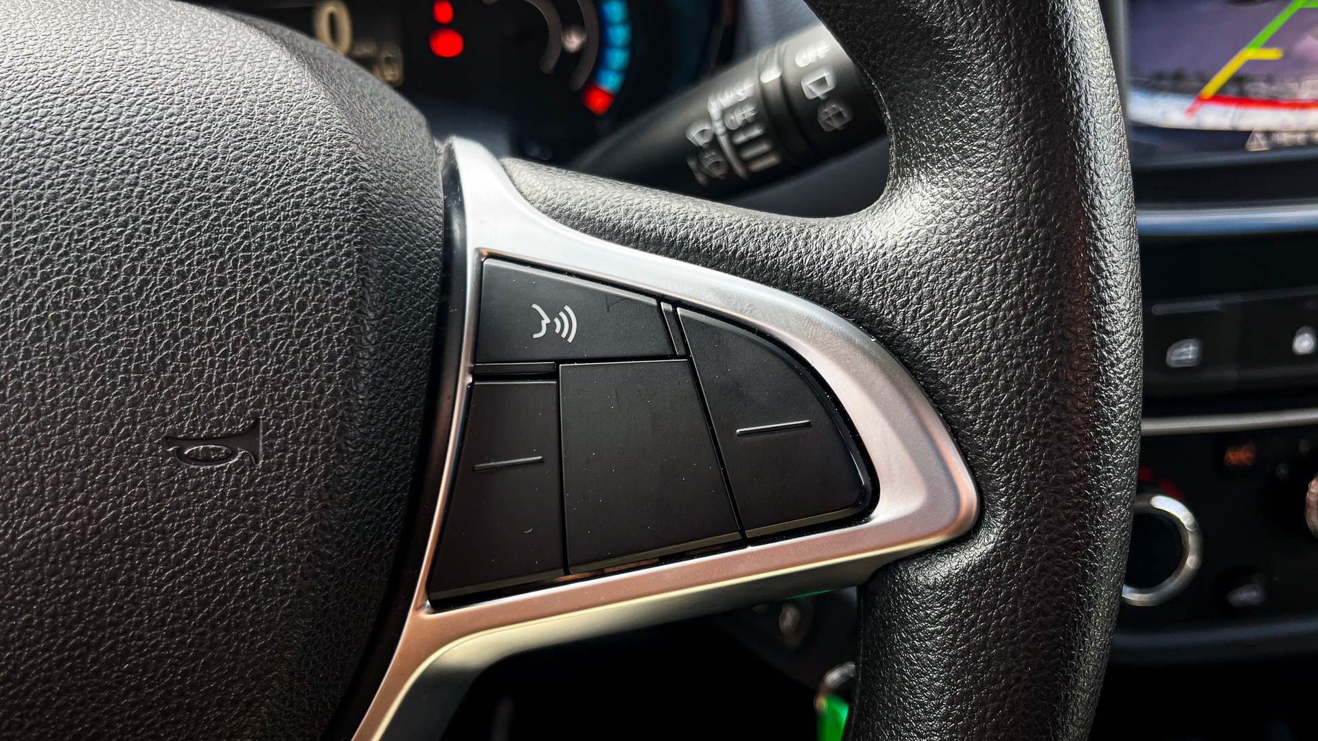 Renault Kwid — foto 10 de 23