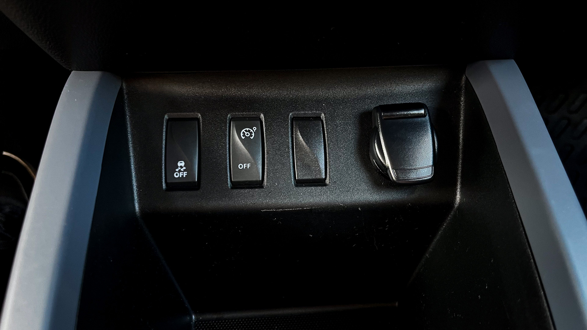 Renault Kwid — foto 18 de 23