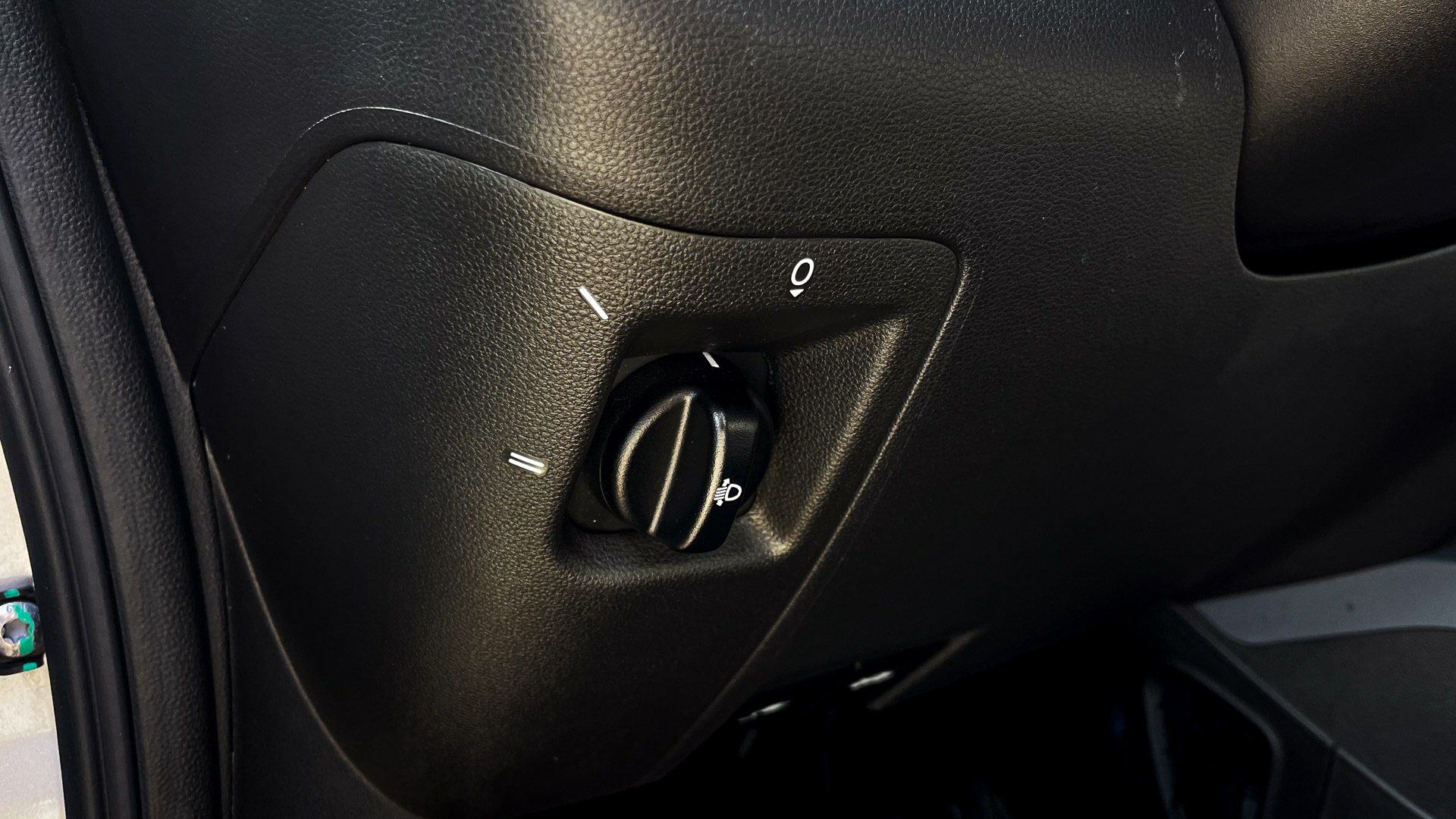 Renault Kwid — foto 23 de 23