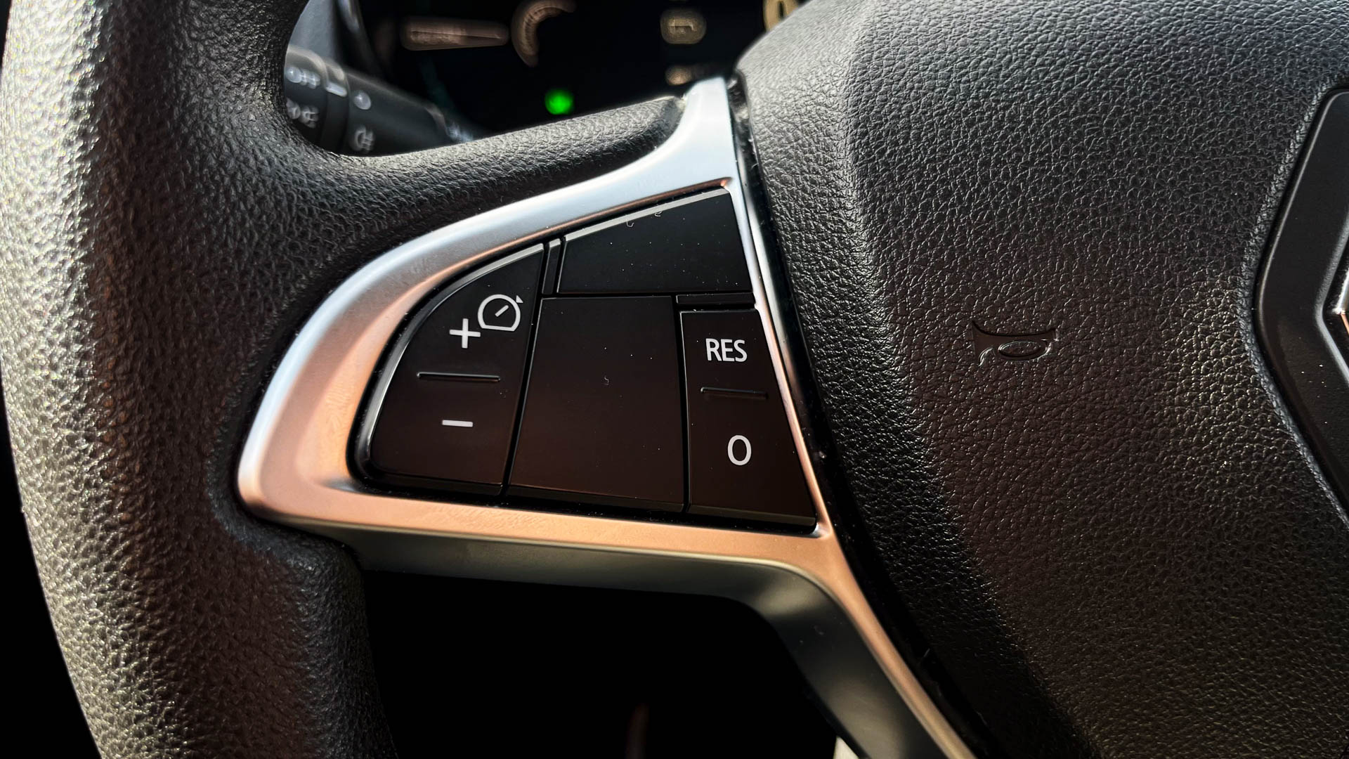 Renault Kwid — foto 9 de 23