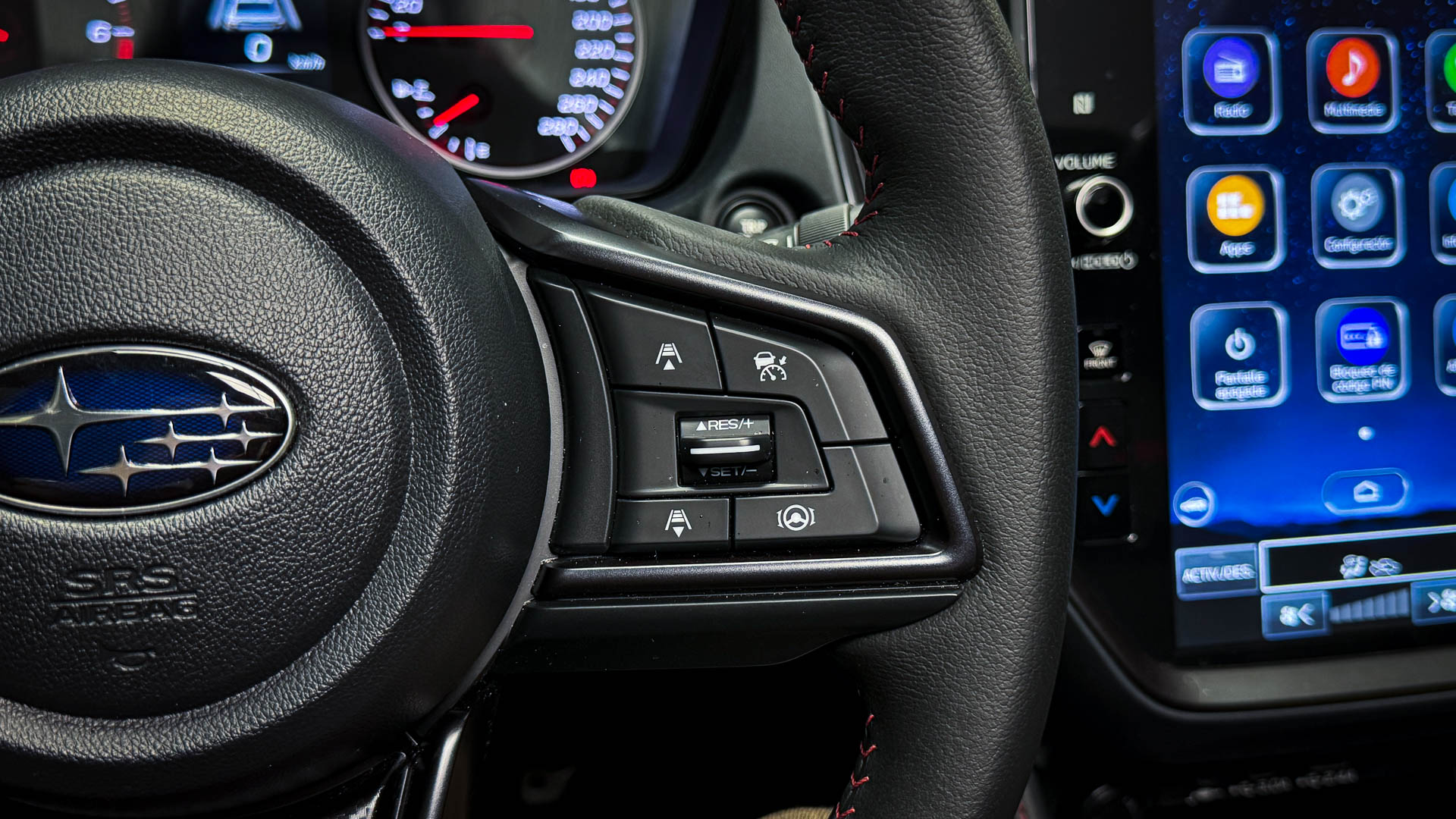 Subaru Wrx — foto 10 de 26