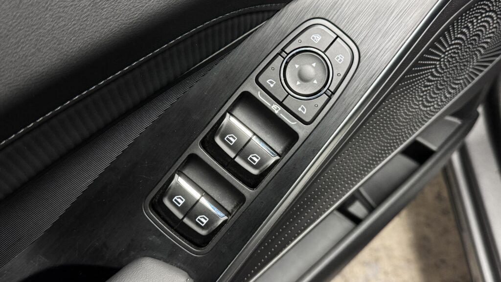 Haval H6 Deluxe Phev 4Wd 2026 — foto 27 de 40