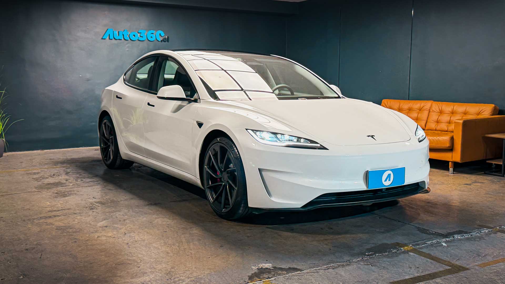Tesla Model 3 — foto 5 de 27