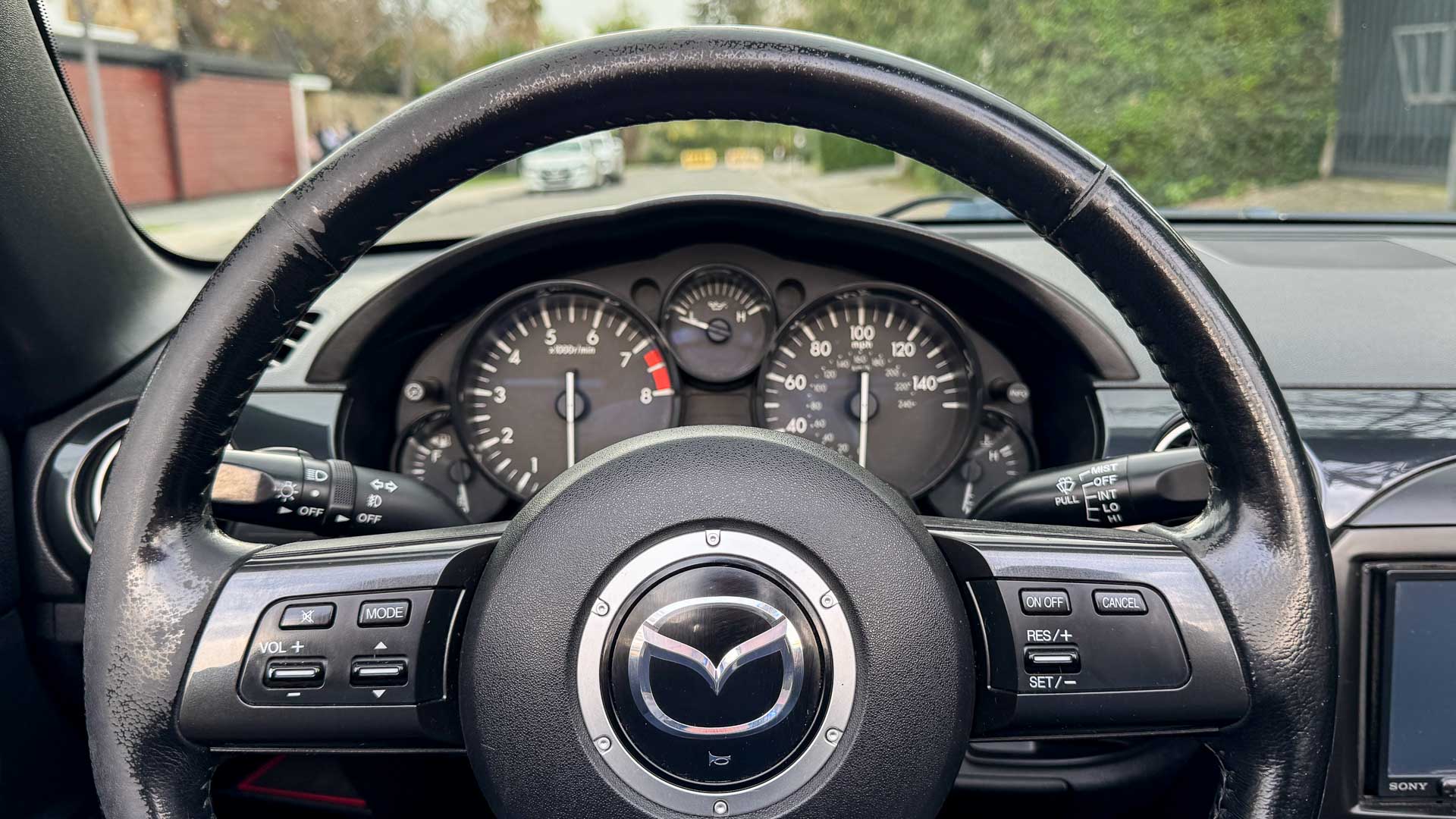 Mazda Mx-5 — foto 8 de 27