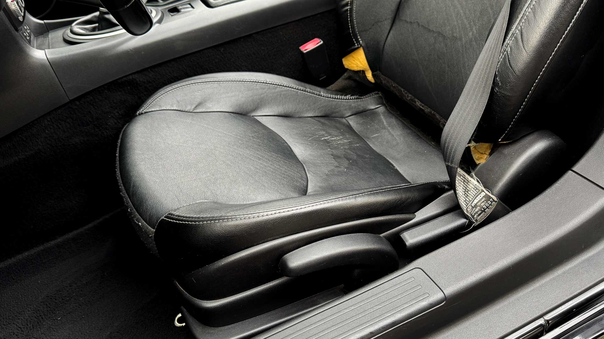 Mazda Mx-5 — foto 24 de 27