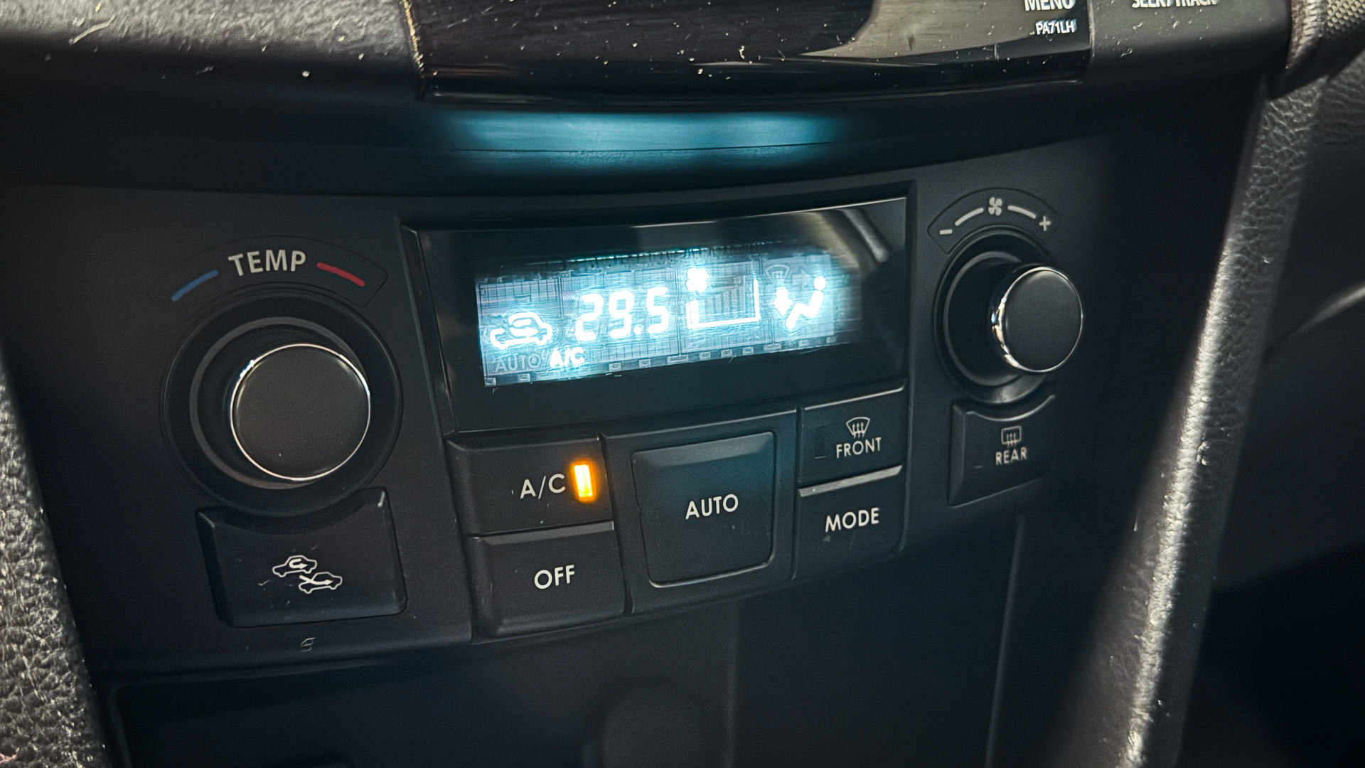 Suzuki Swift — foto 18 de 26