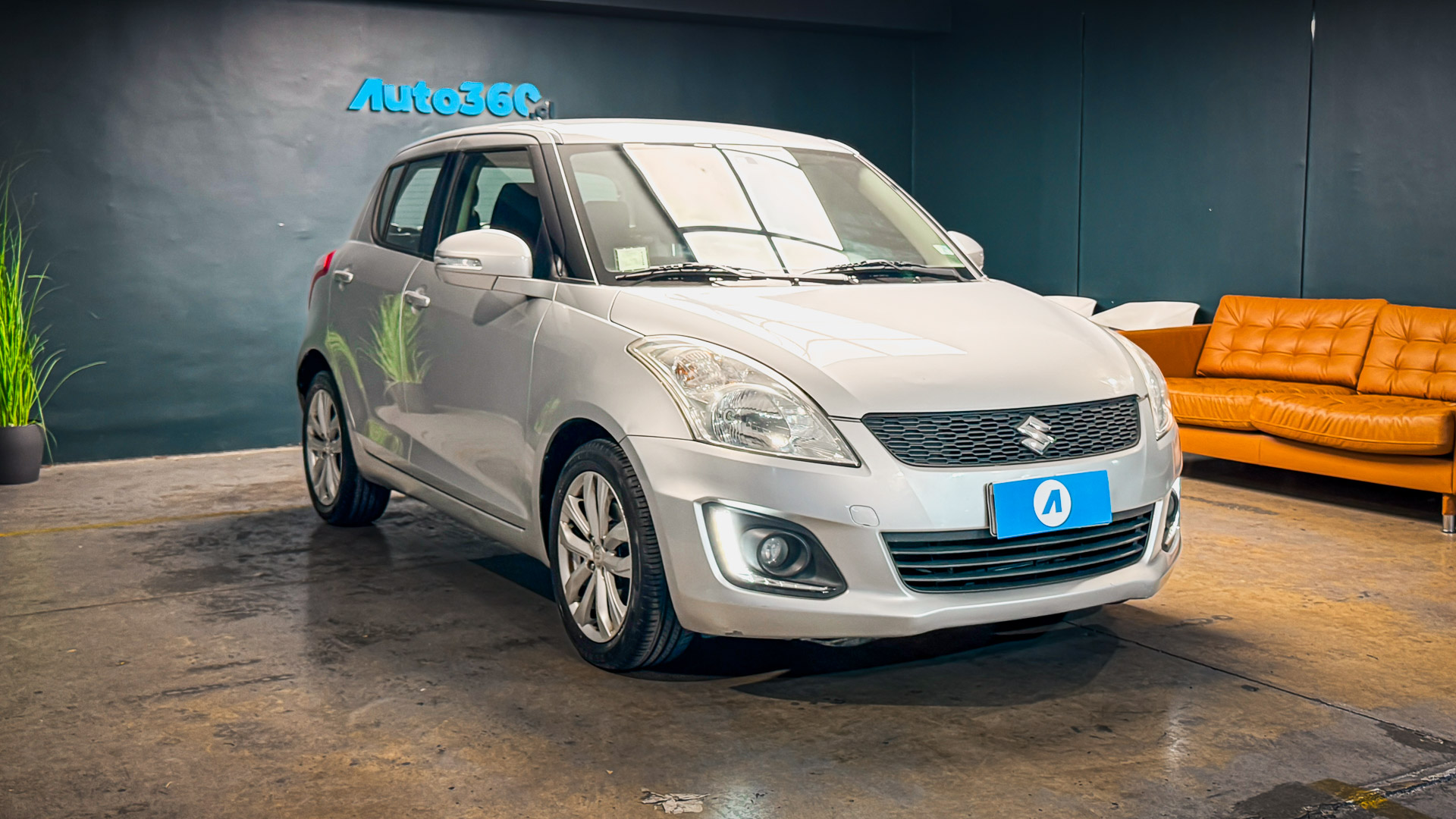 Suzuki Swift — foto 5 de 26