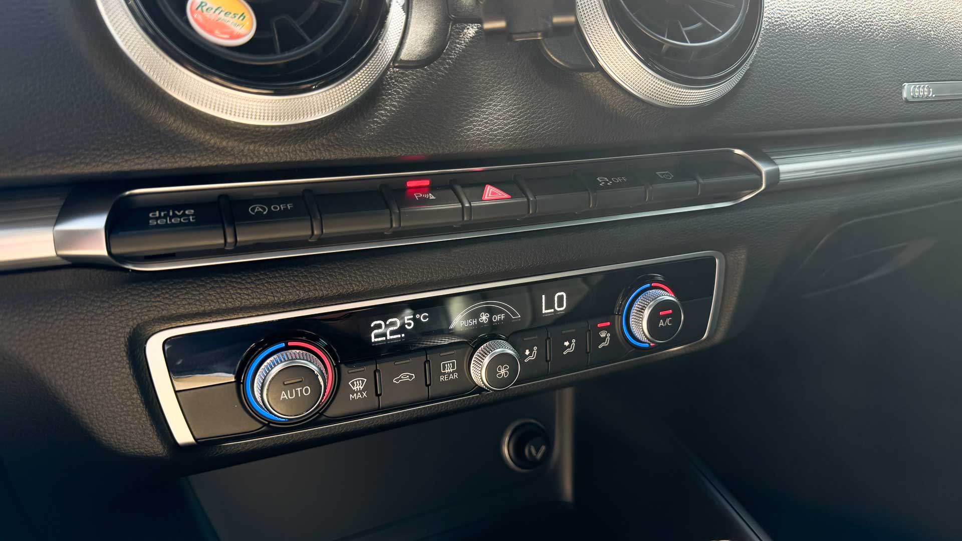 Audi A3 — foto 18 de 28