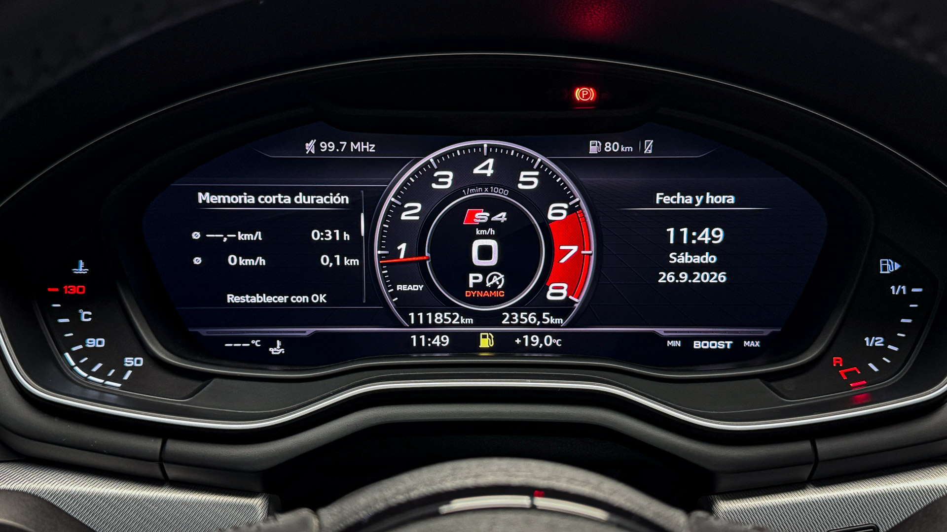 Audi A4 — foto 8 de 28