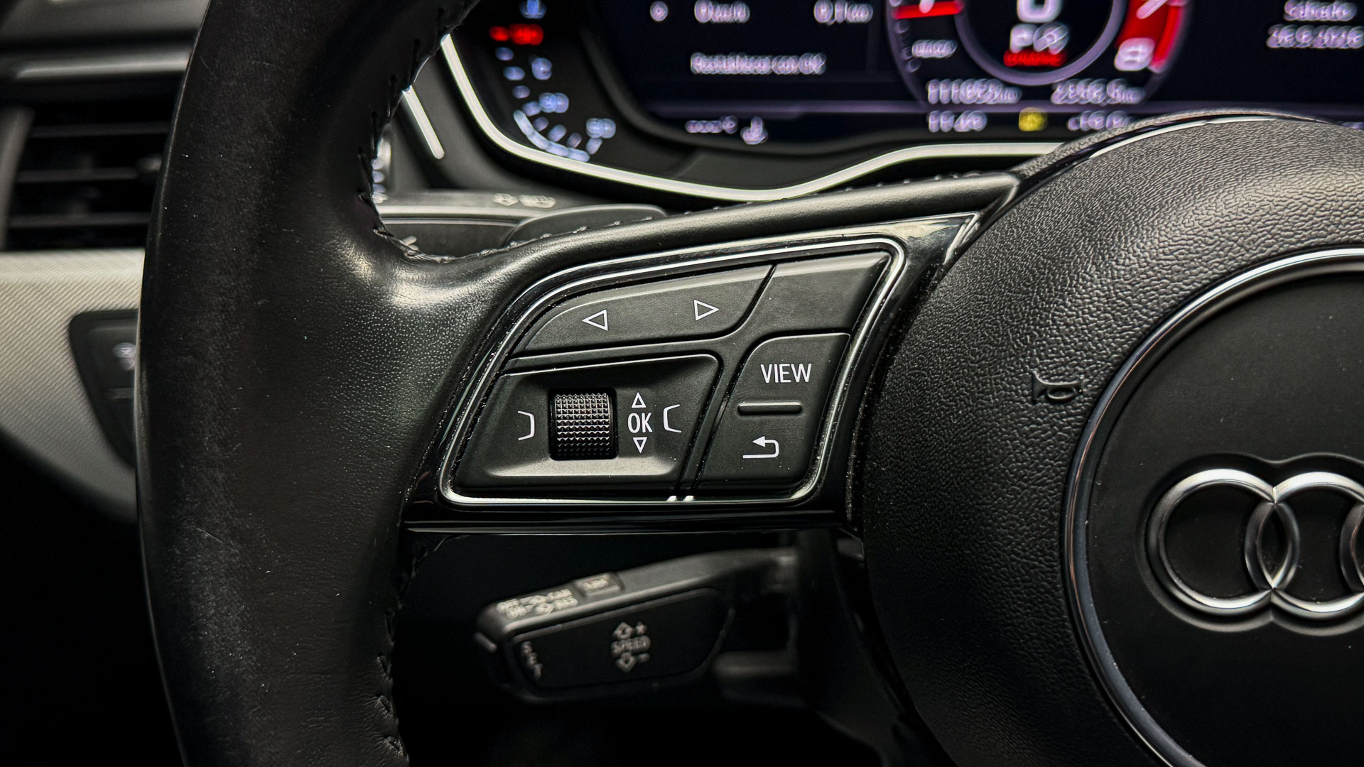 Audi A4 — foto 9 de 28