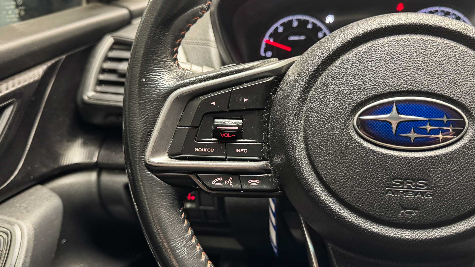 Subaru Xv — foto 9 de 25
