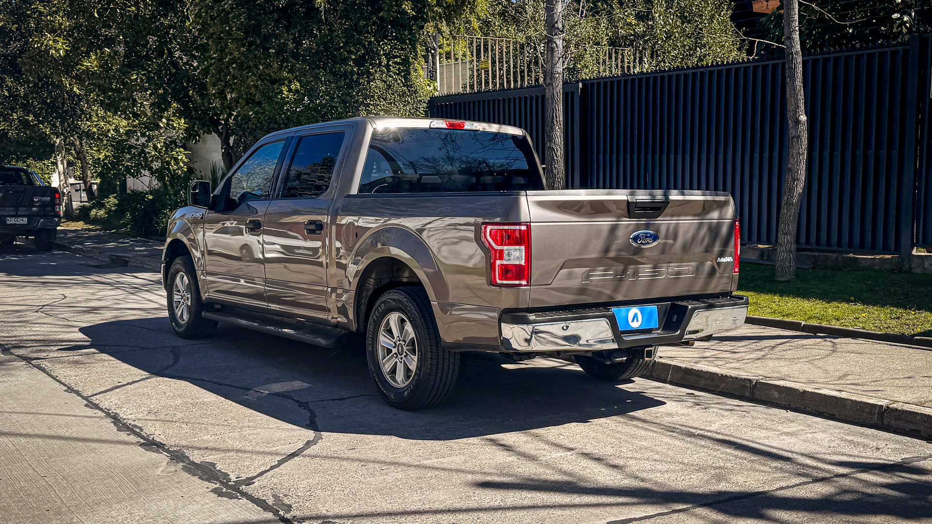 Ford F-150 — foto 2 de 25