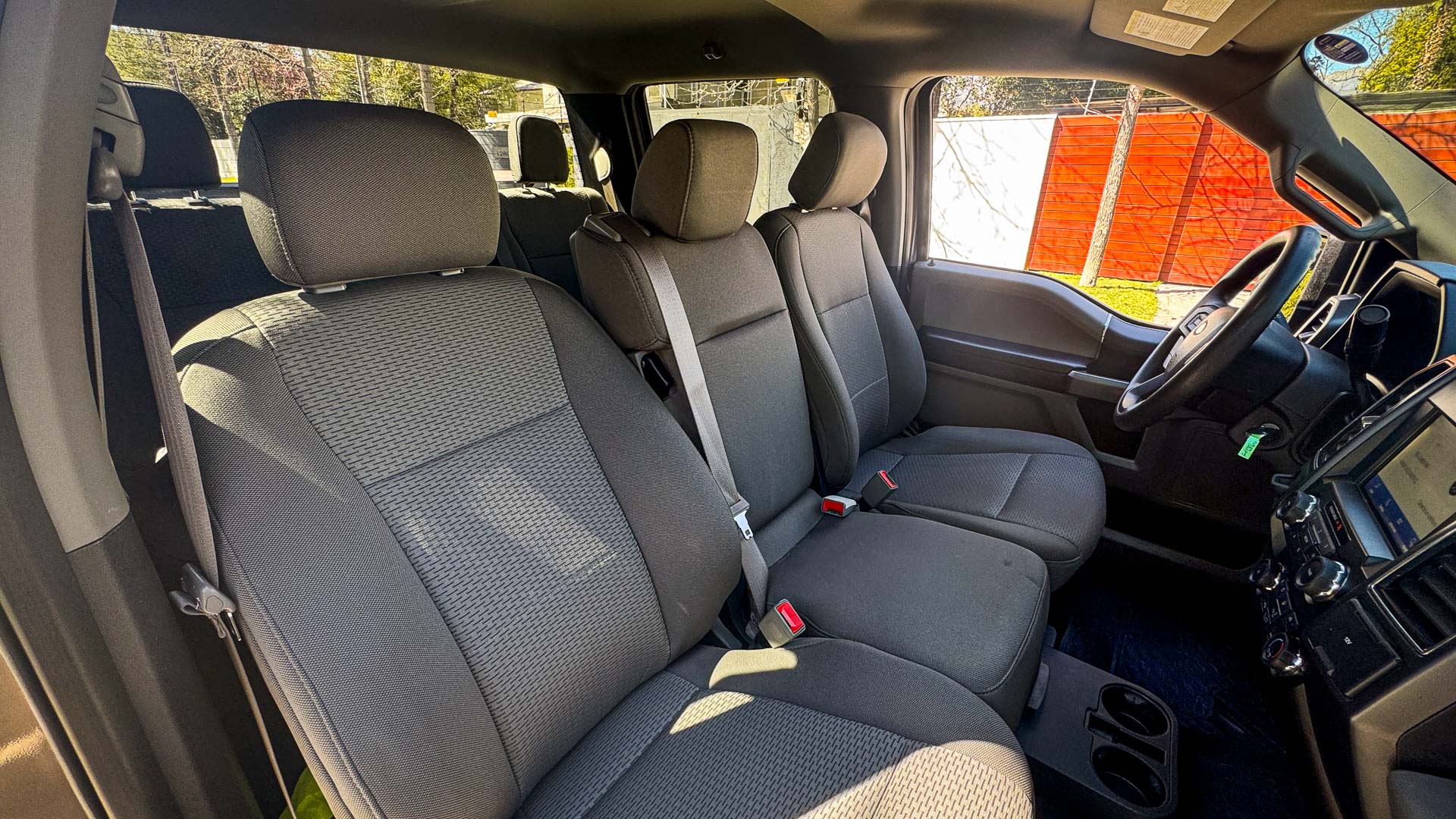 Ford F-150 — foto 21 de 25