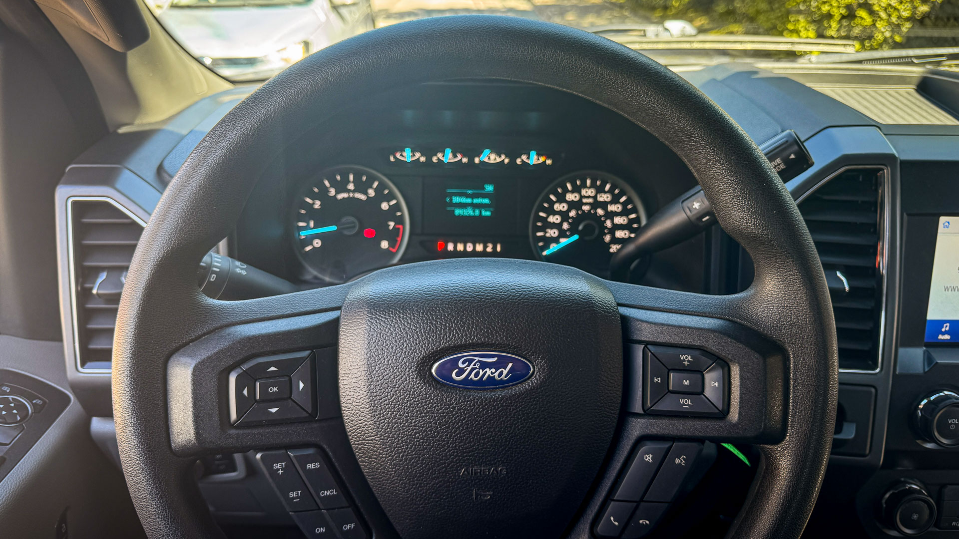 Ford F-150 — foto 8 de 25