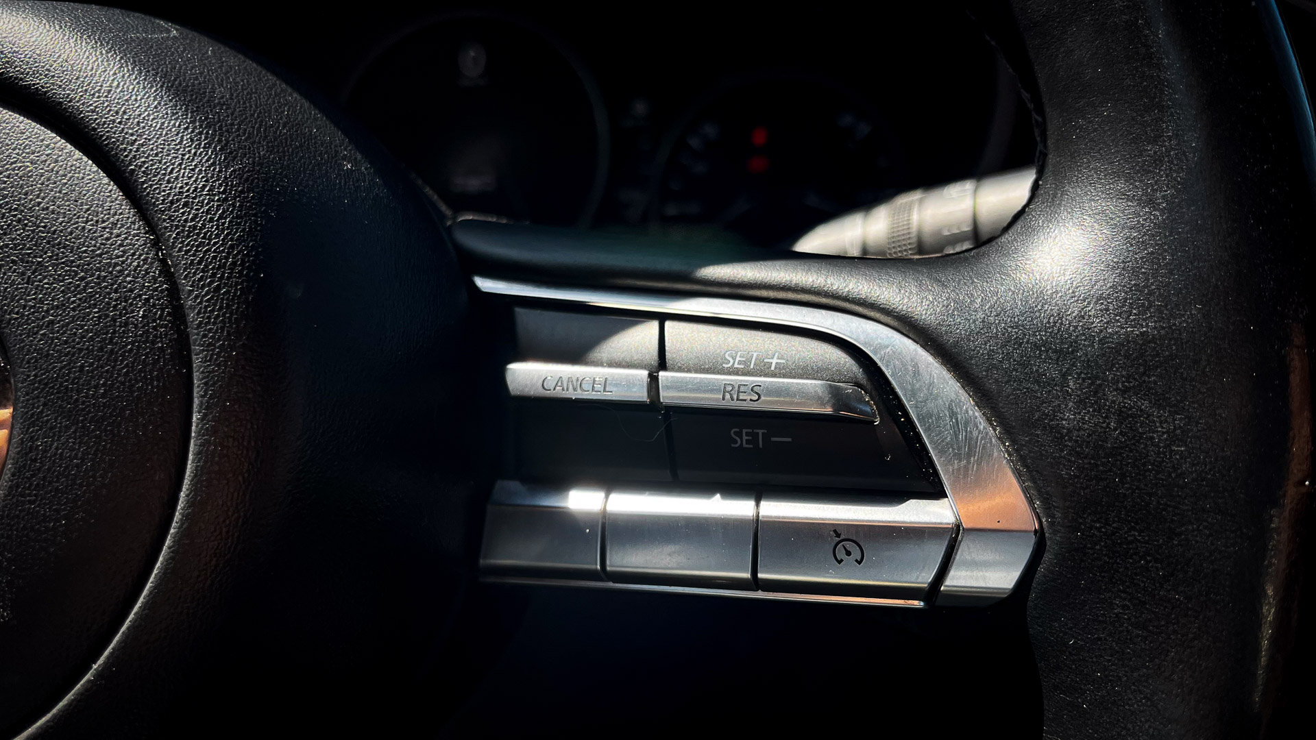 Mazda 3 Sport — foto 10 de 23
