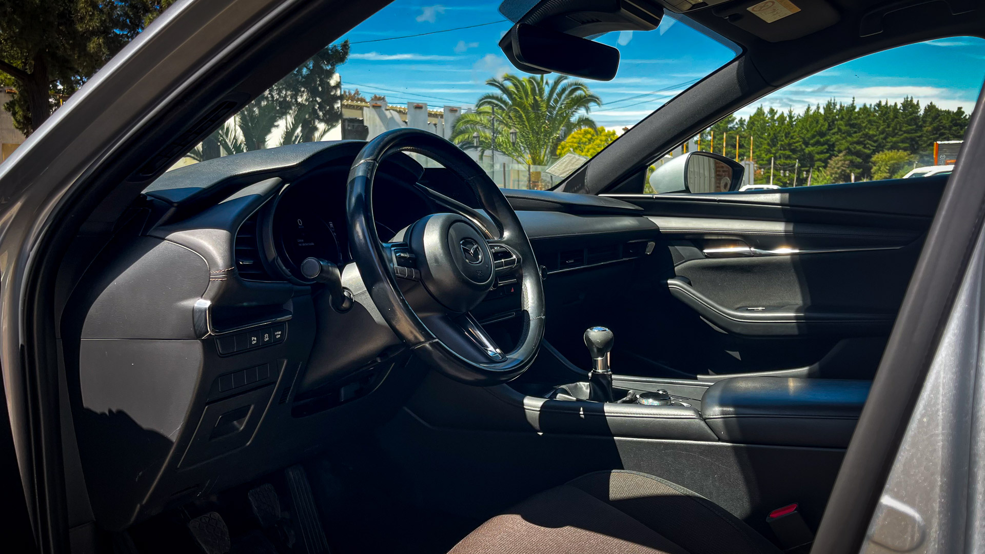 Mazda 3 Sport — foto 11 de 23
