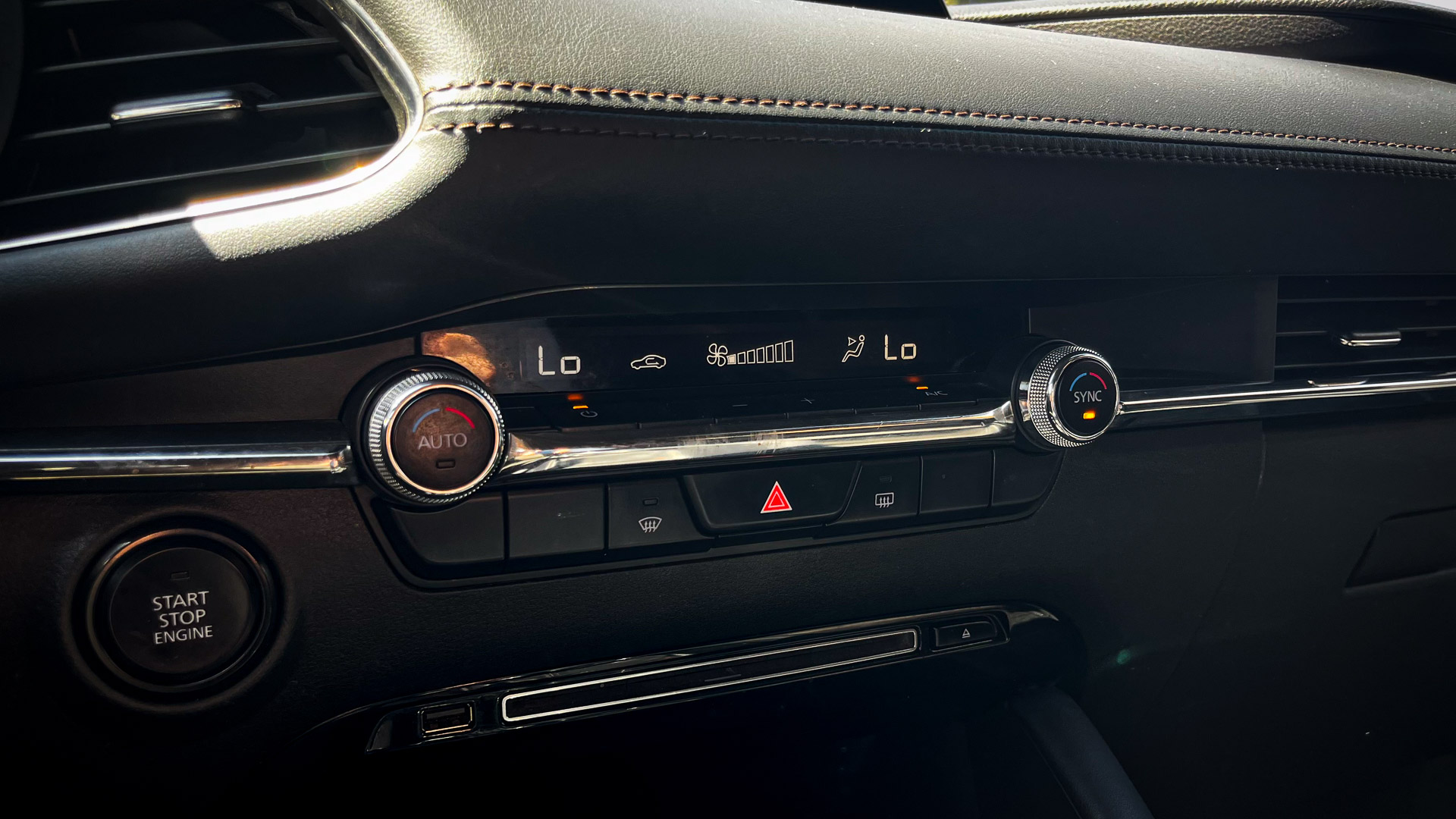 Mazda 3 Sport — foto 15 de 23