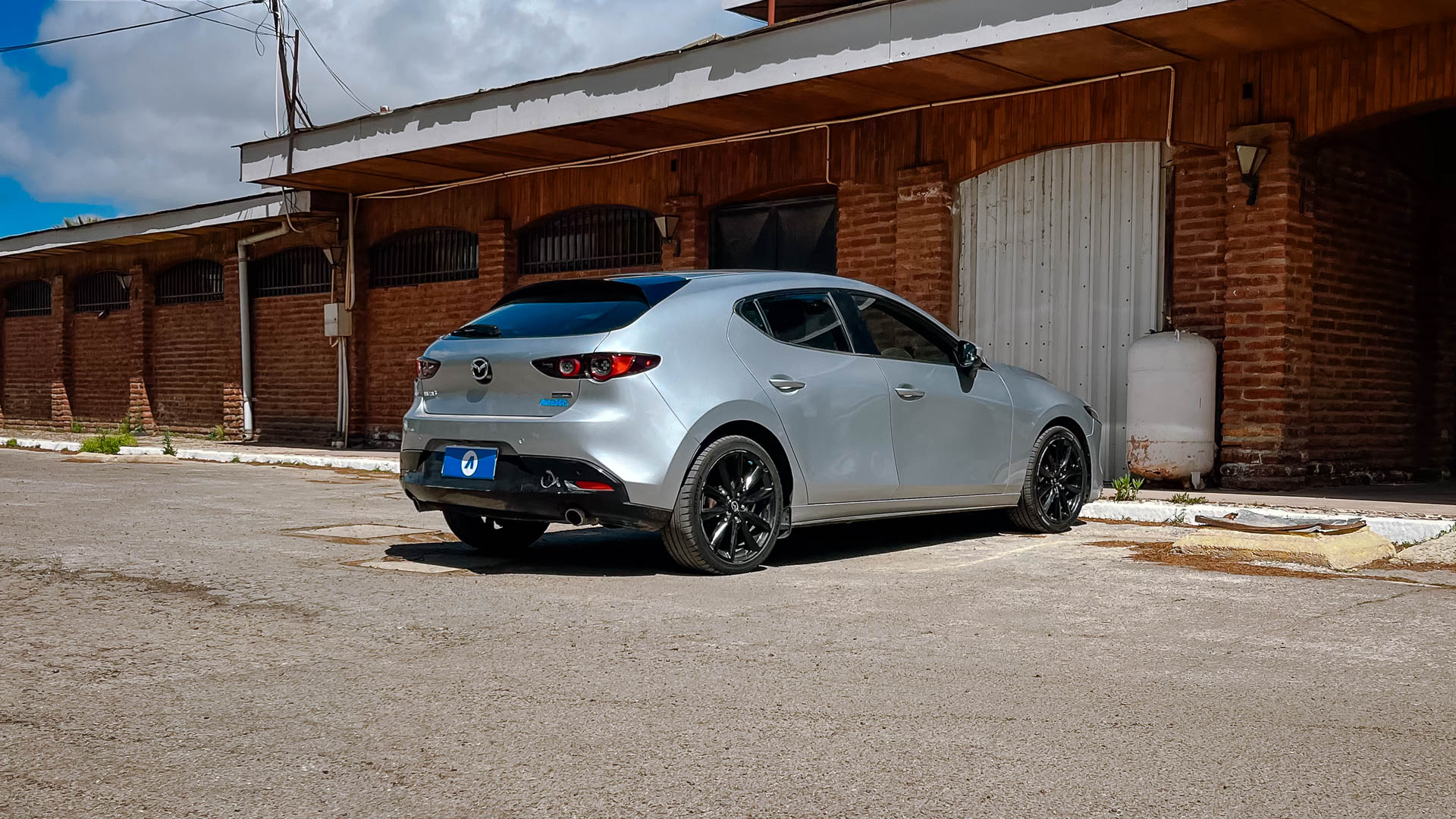 Mazda 3 Sport — foto 4 de 23