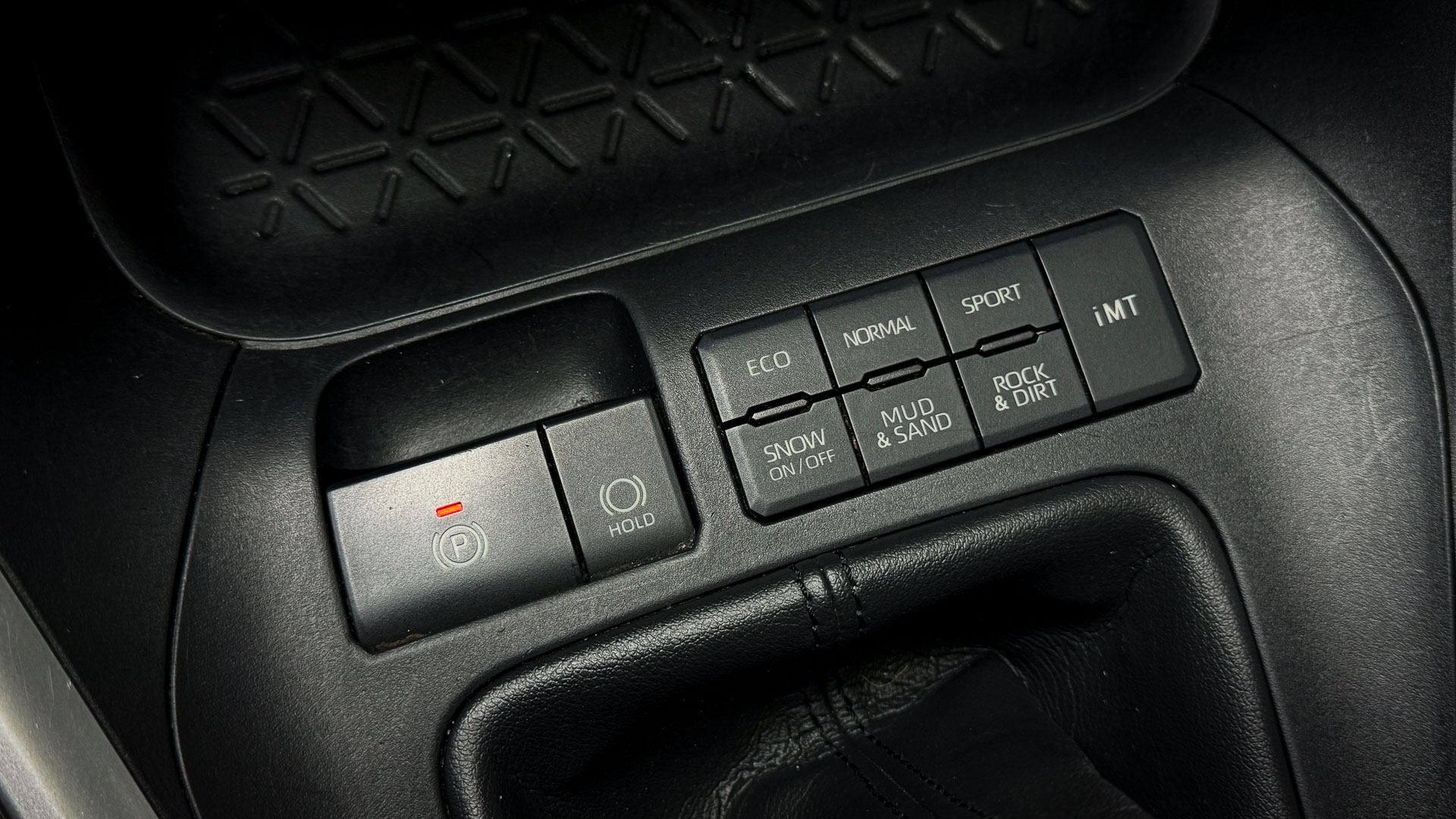 Toyota RAV4 — foto 19 de 24