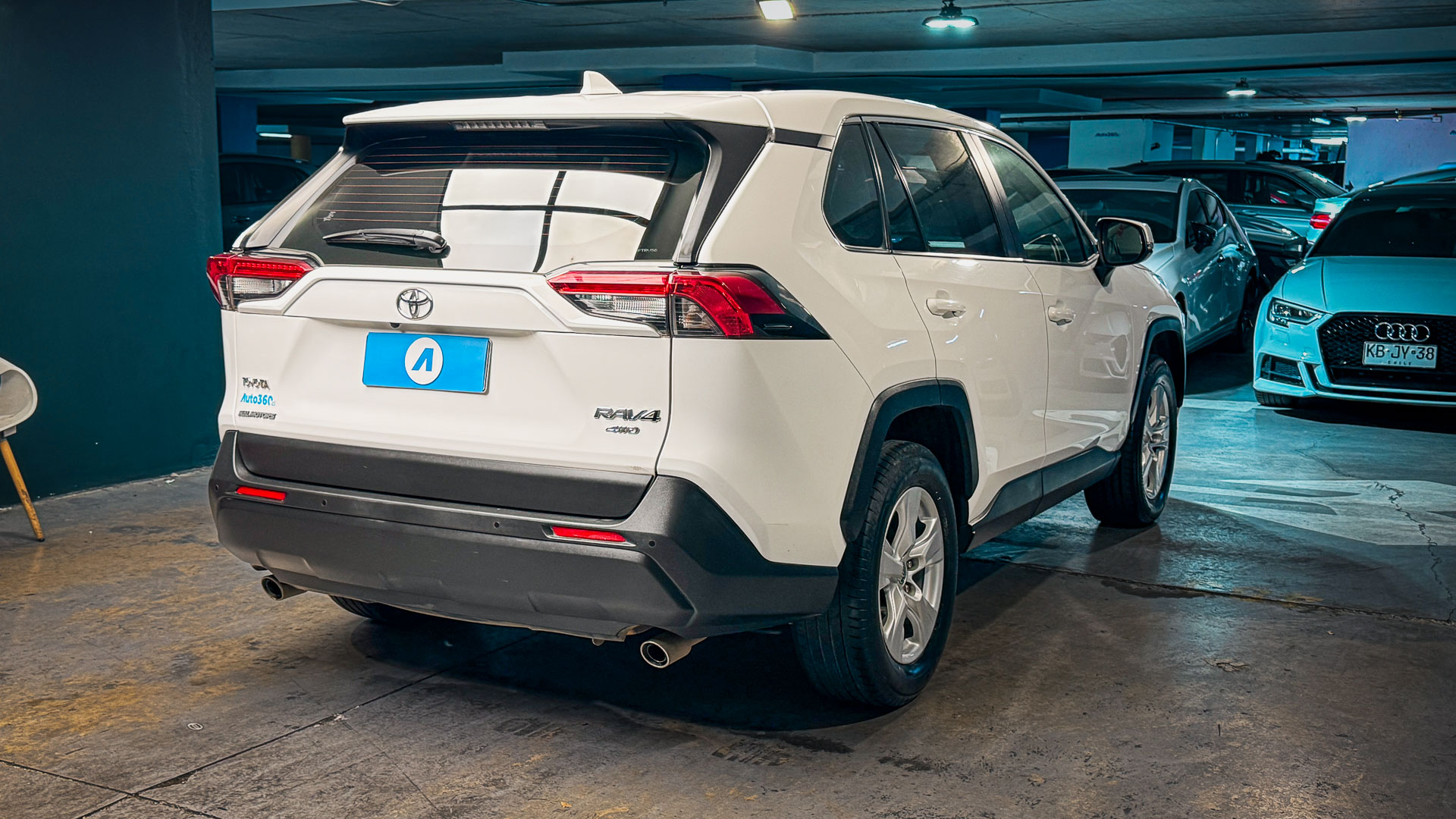 Toyota RAV4 — foto 4 de 24