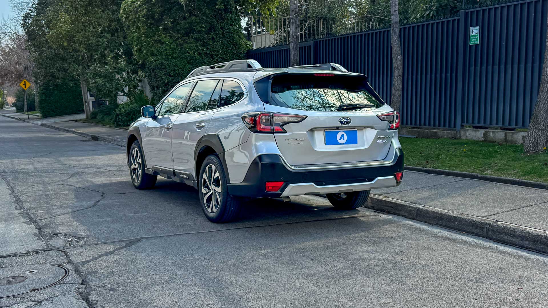 Subaru Outback — foto 2 de 28