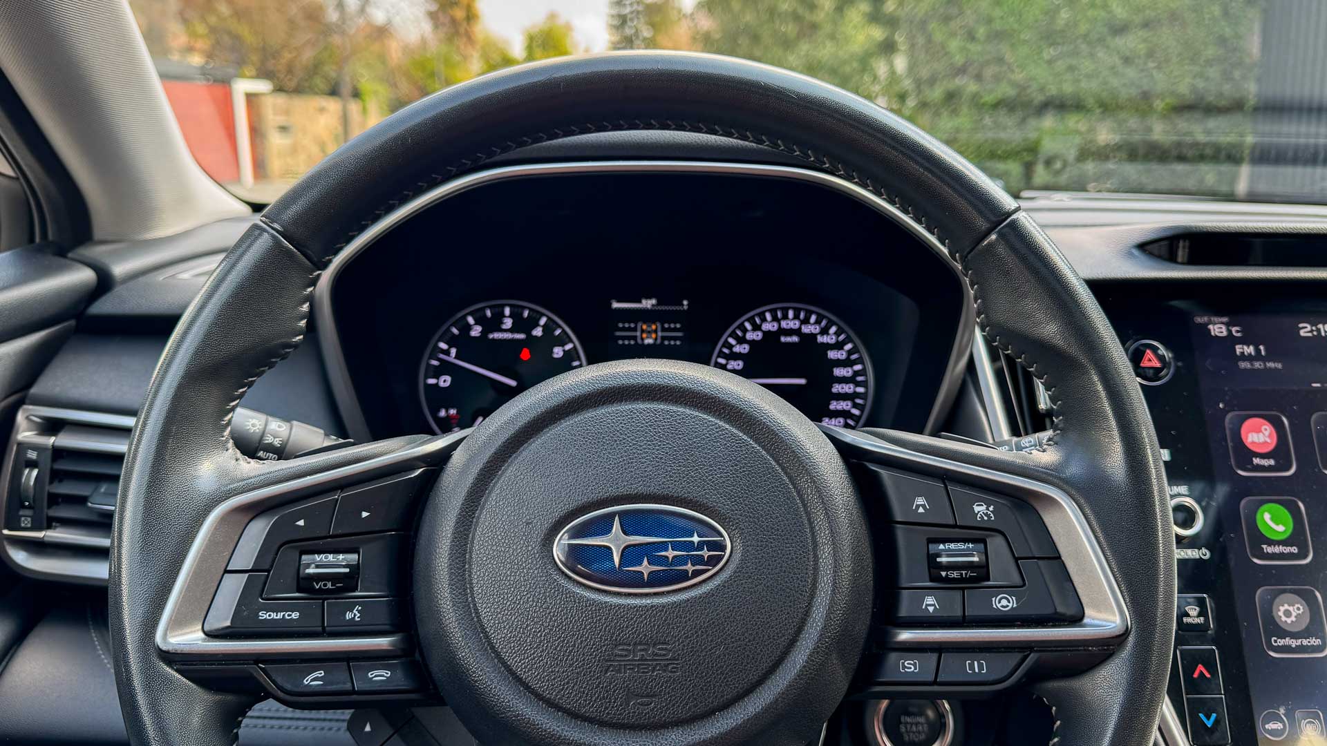 Subaru Outback — foto 7 de 28