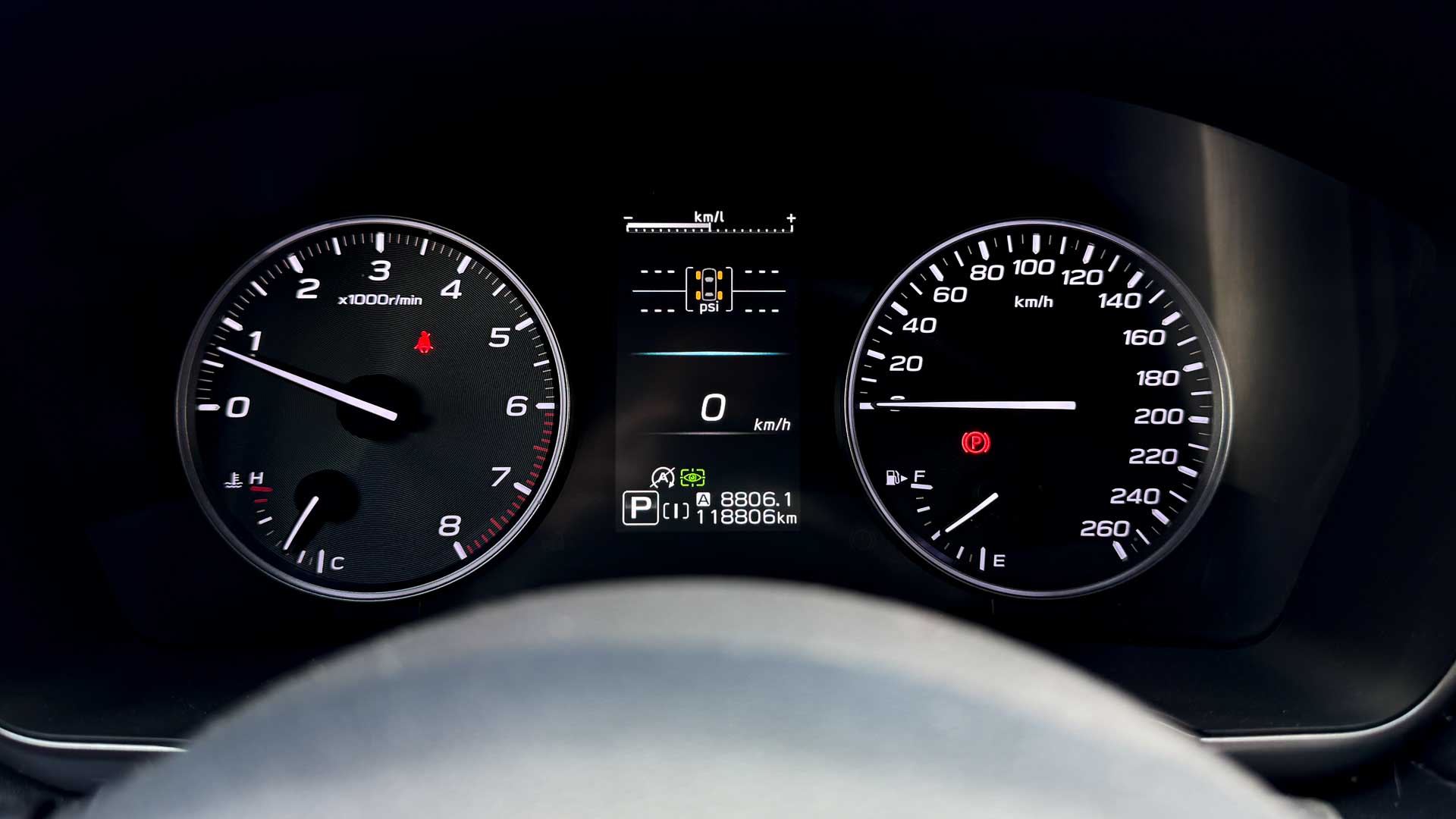 Subaru Outback — foto 8 de 28
