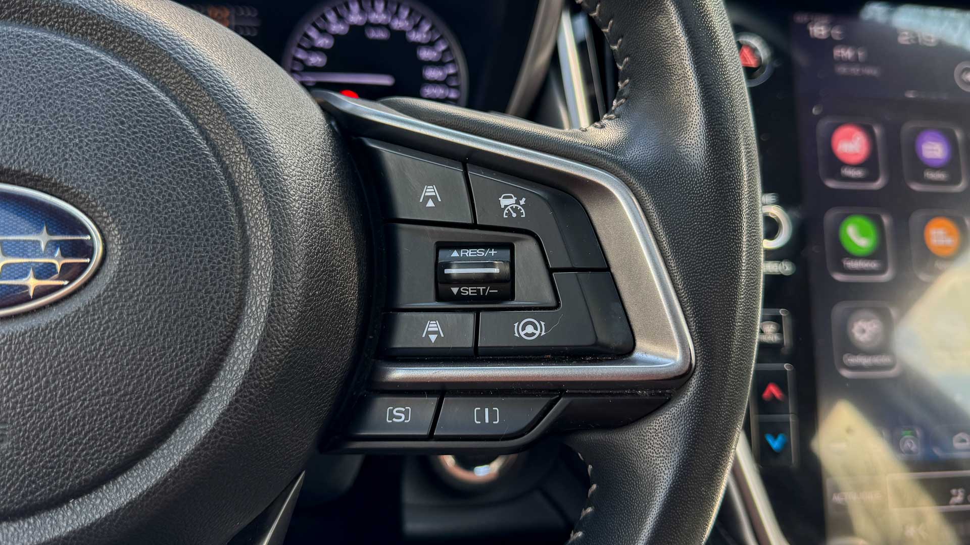 Subaru Outback — foto 10 de 28