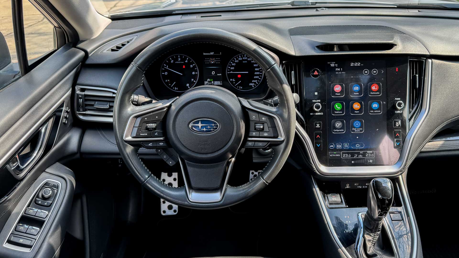Subaru Outback — foto 12 de 28