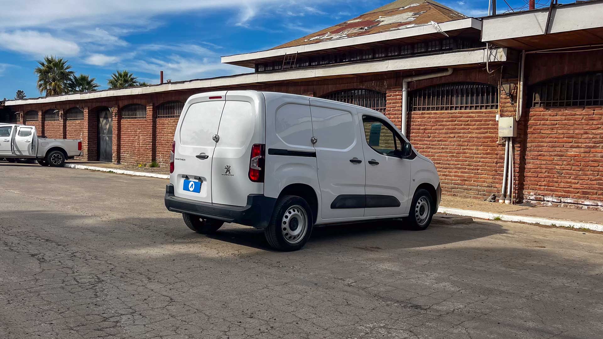 Peugeot Partner — foto 4 de 20