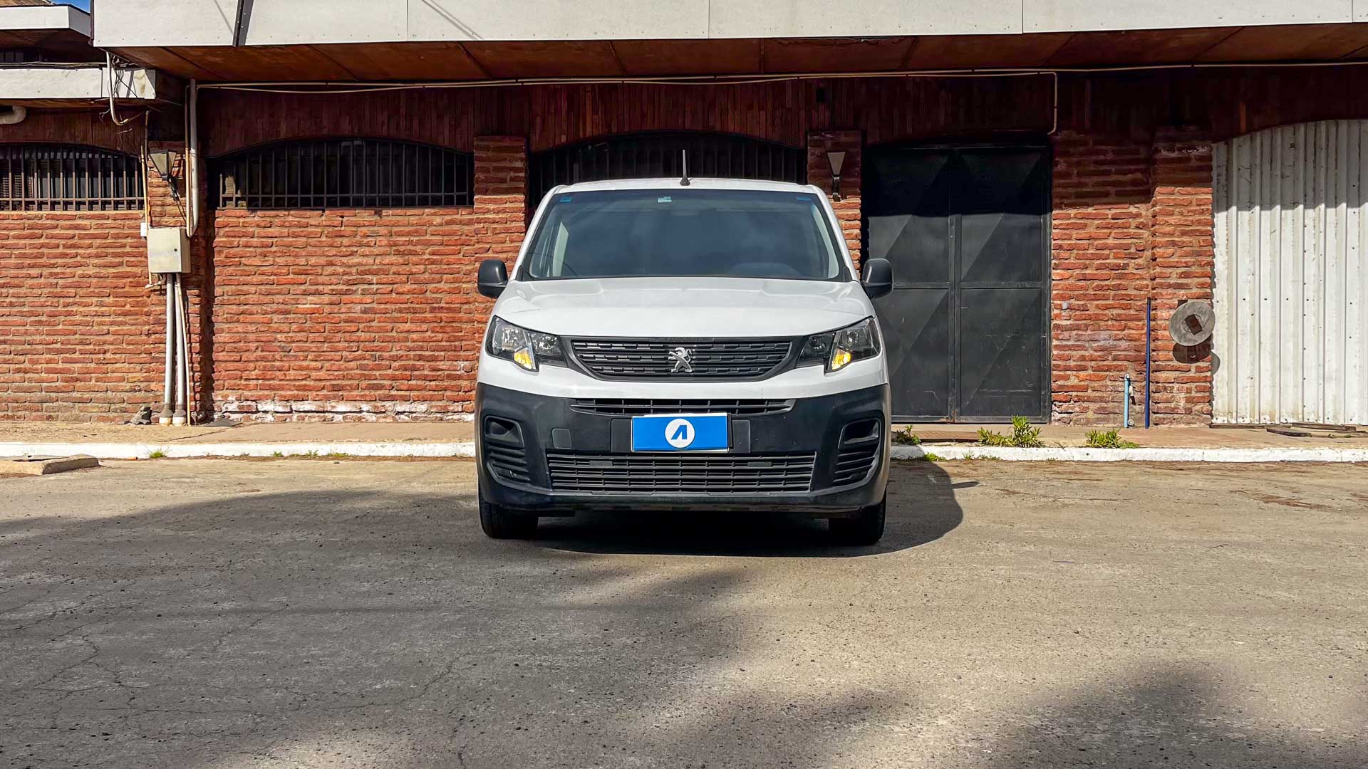 Peugeot Partner — foto 6 de 20