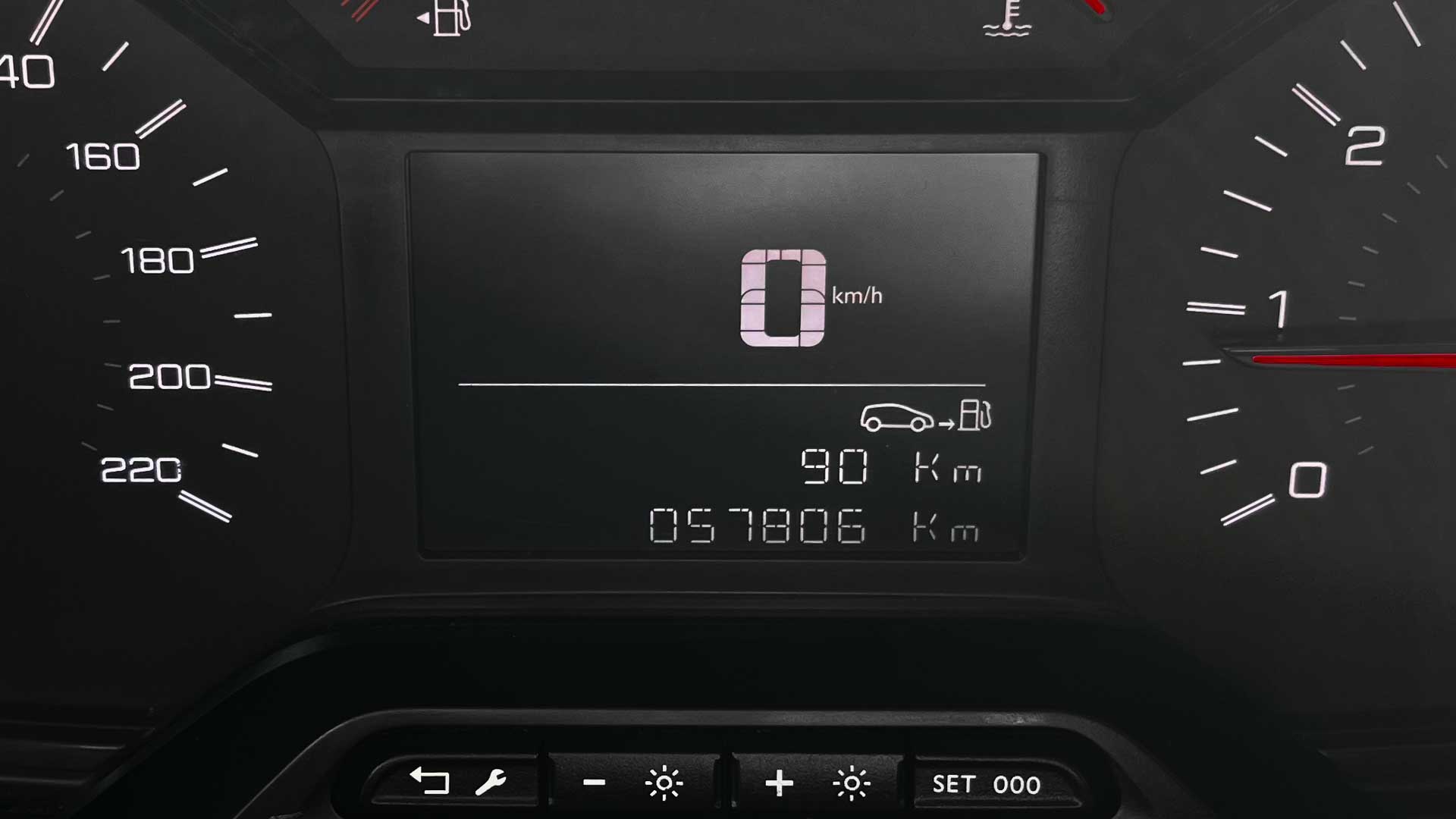 Peugeot Partner — foto 8 de 20