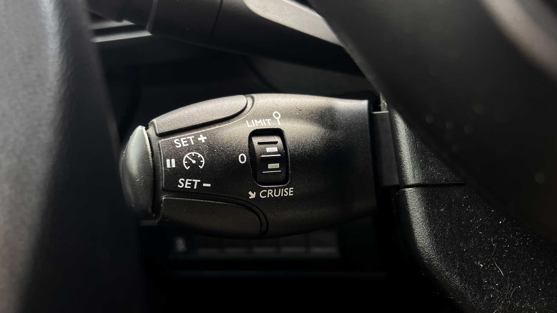 Peugeot Partner — foto 9 de 20