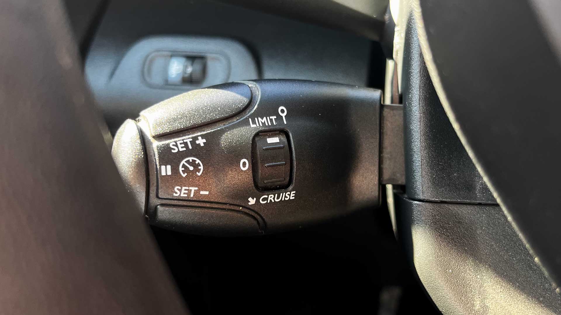 Peugeot Partner — foto 8 de 21
