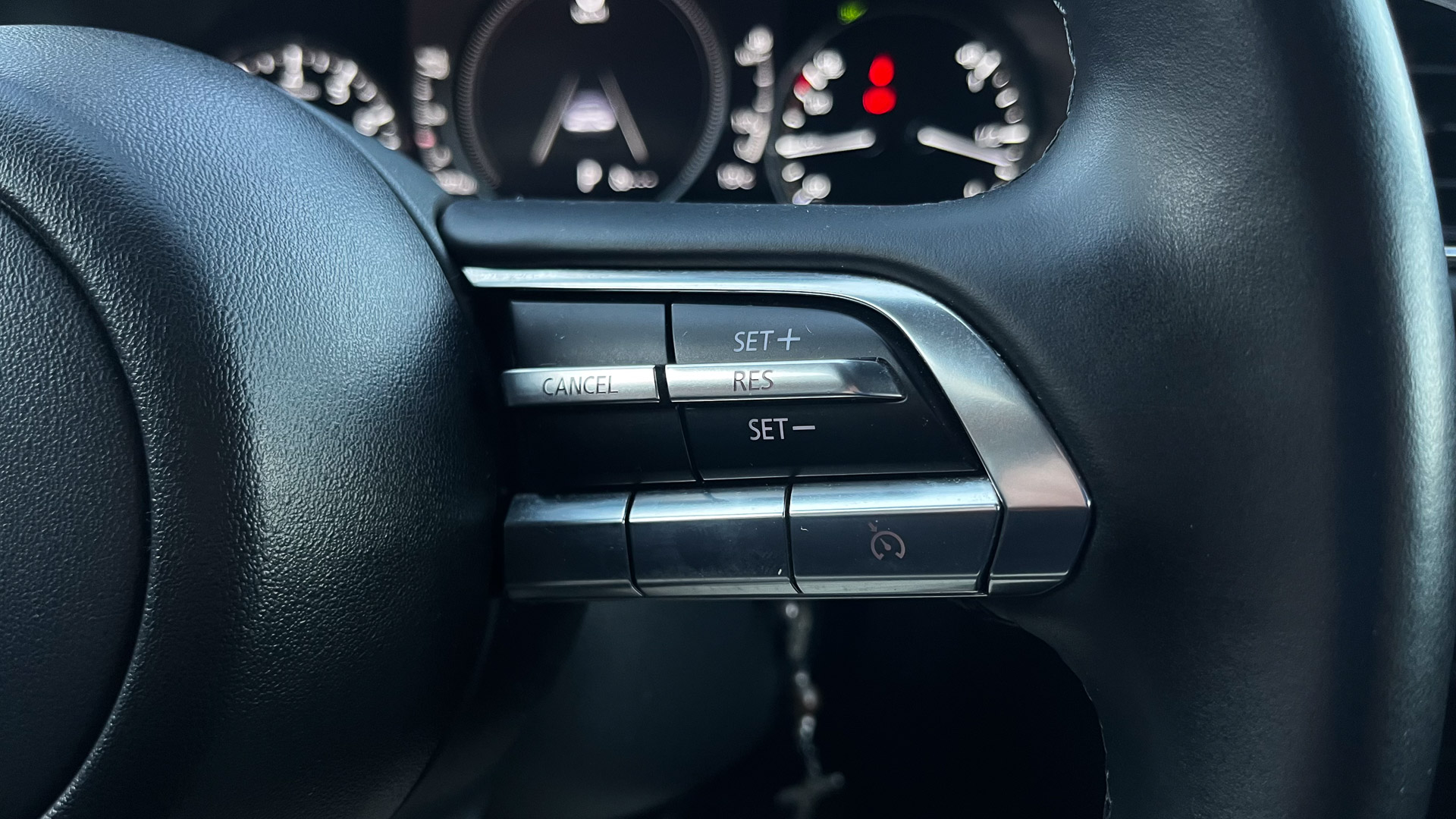 Mazda CX-30 — foto 10 de 24