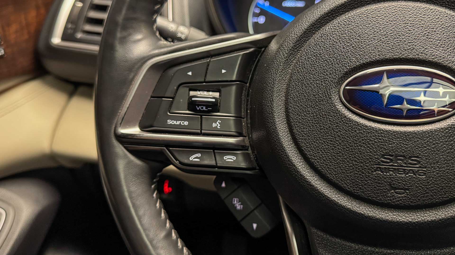 Subaru Evoltis — foto 10 de 31
