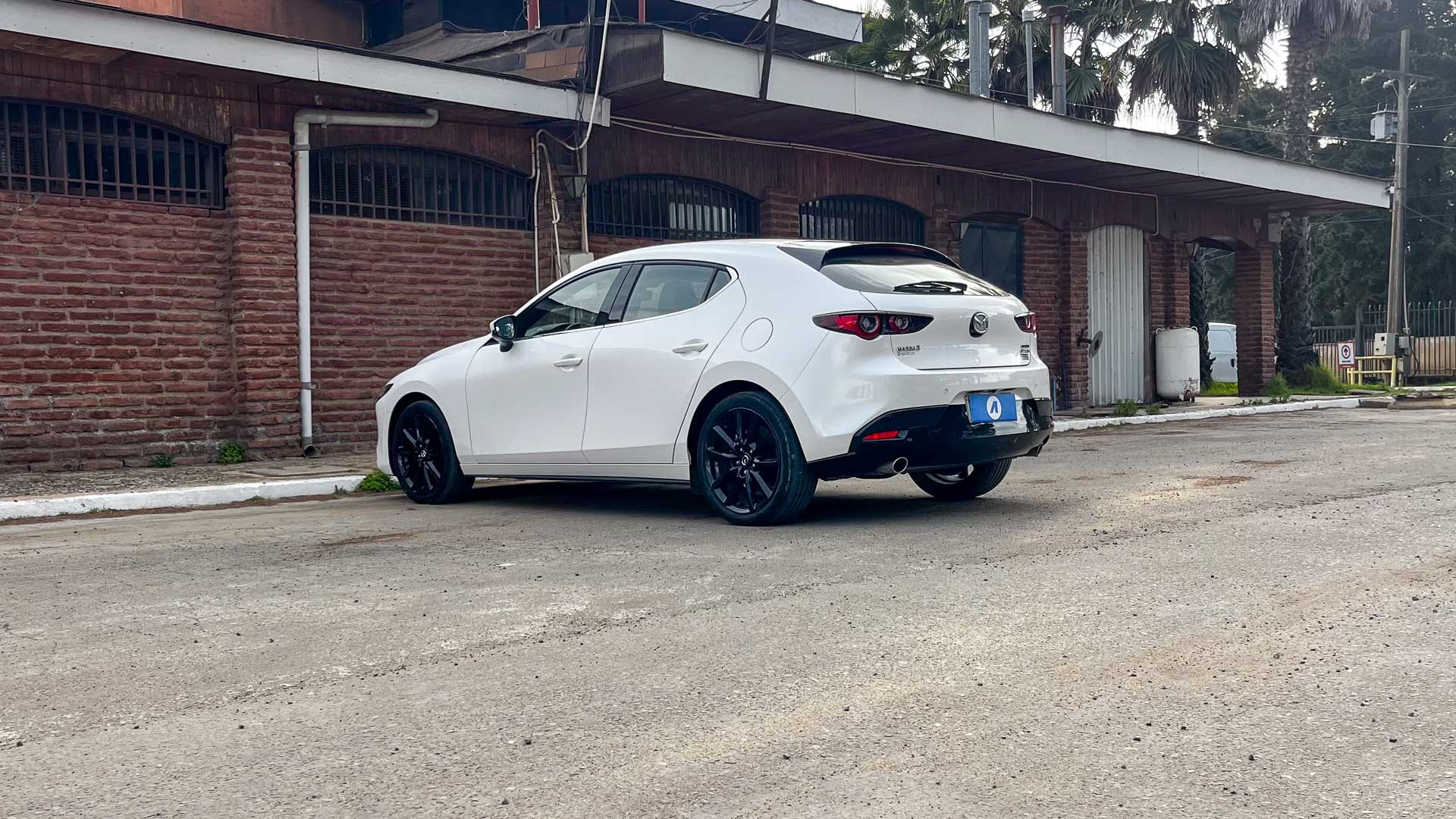 Mazda 3 Sport — foto 2 de 27