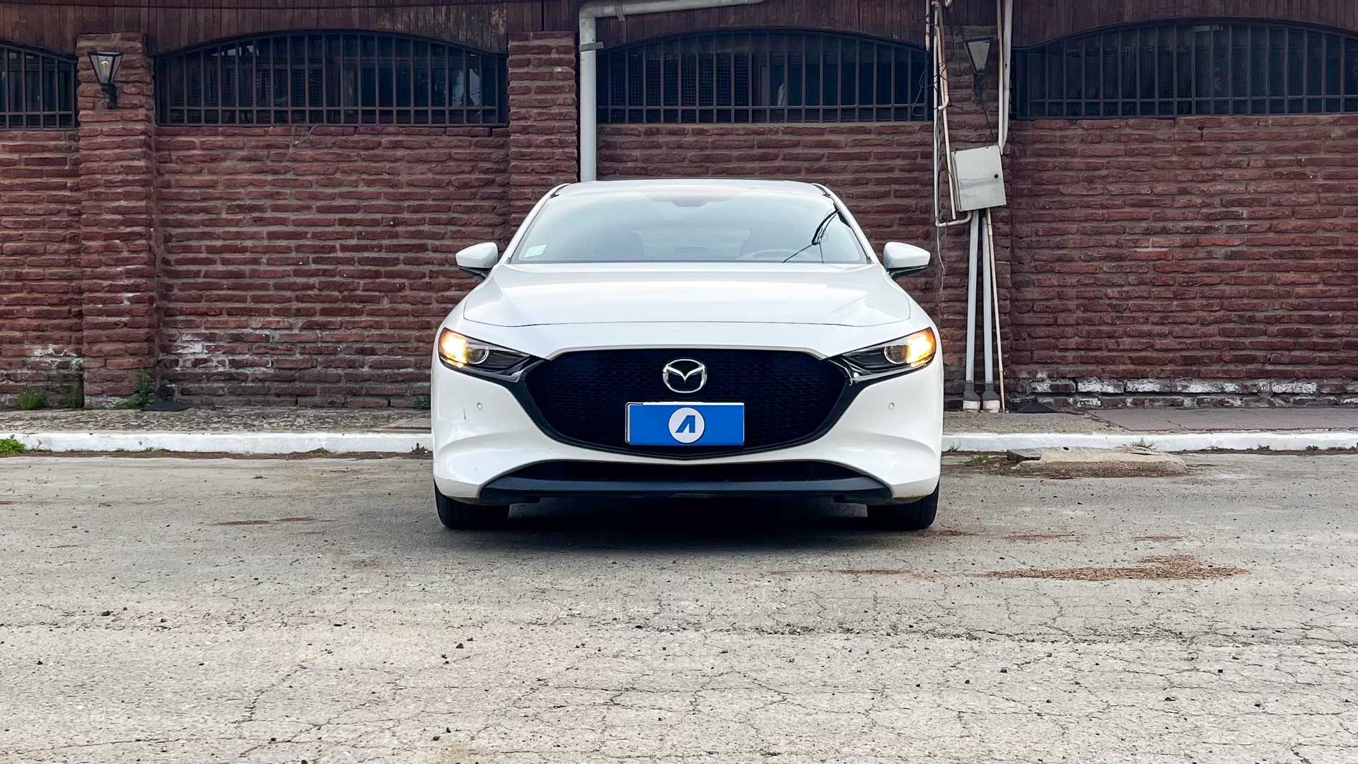 Mazda 3 Sport — foto 6 de 27