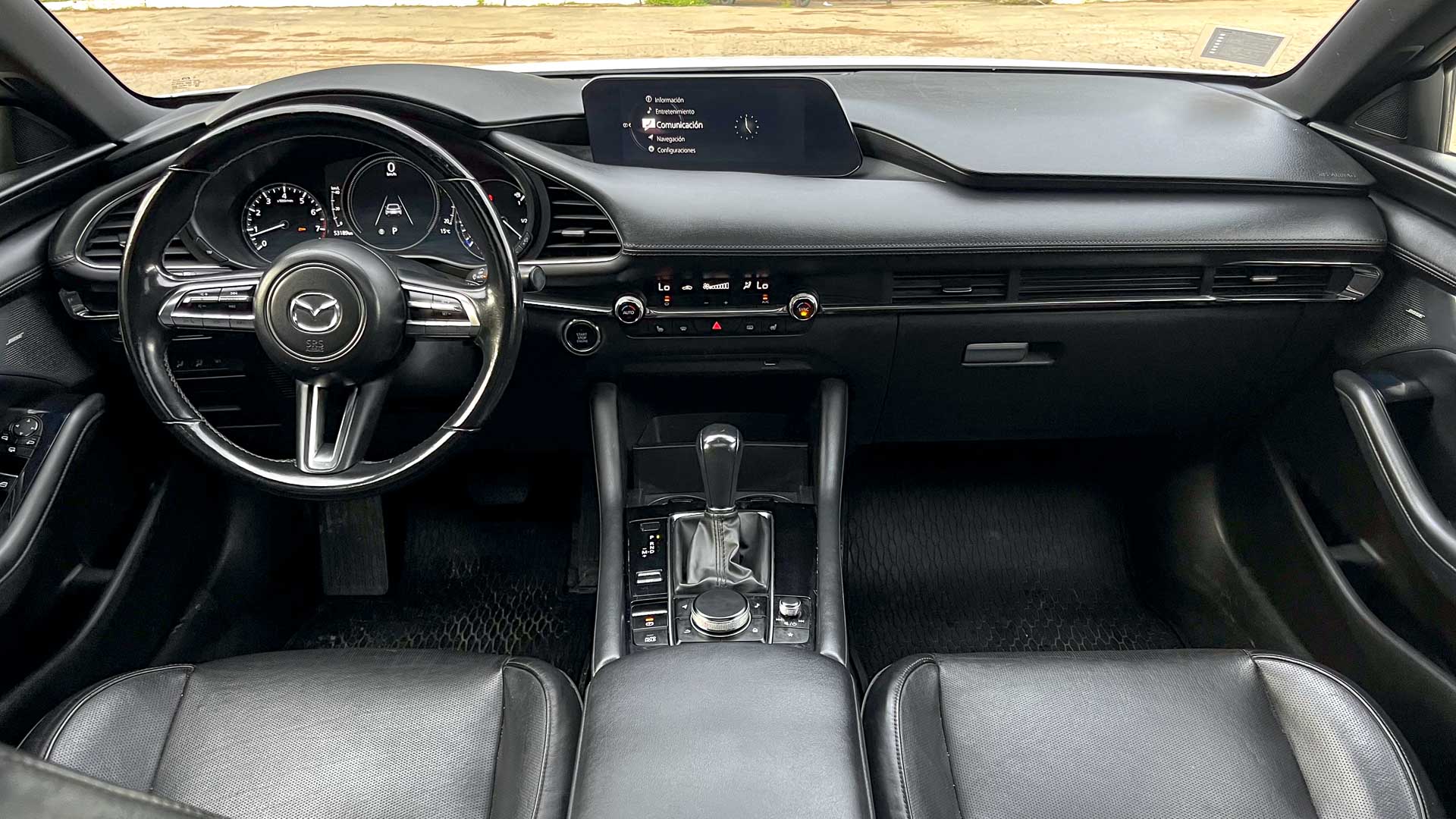 Mazda 3 Sport — foto 15 de 27