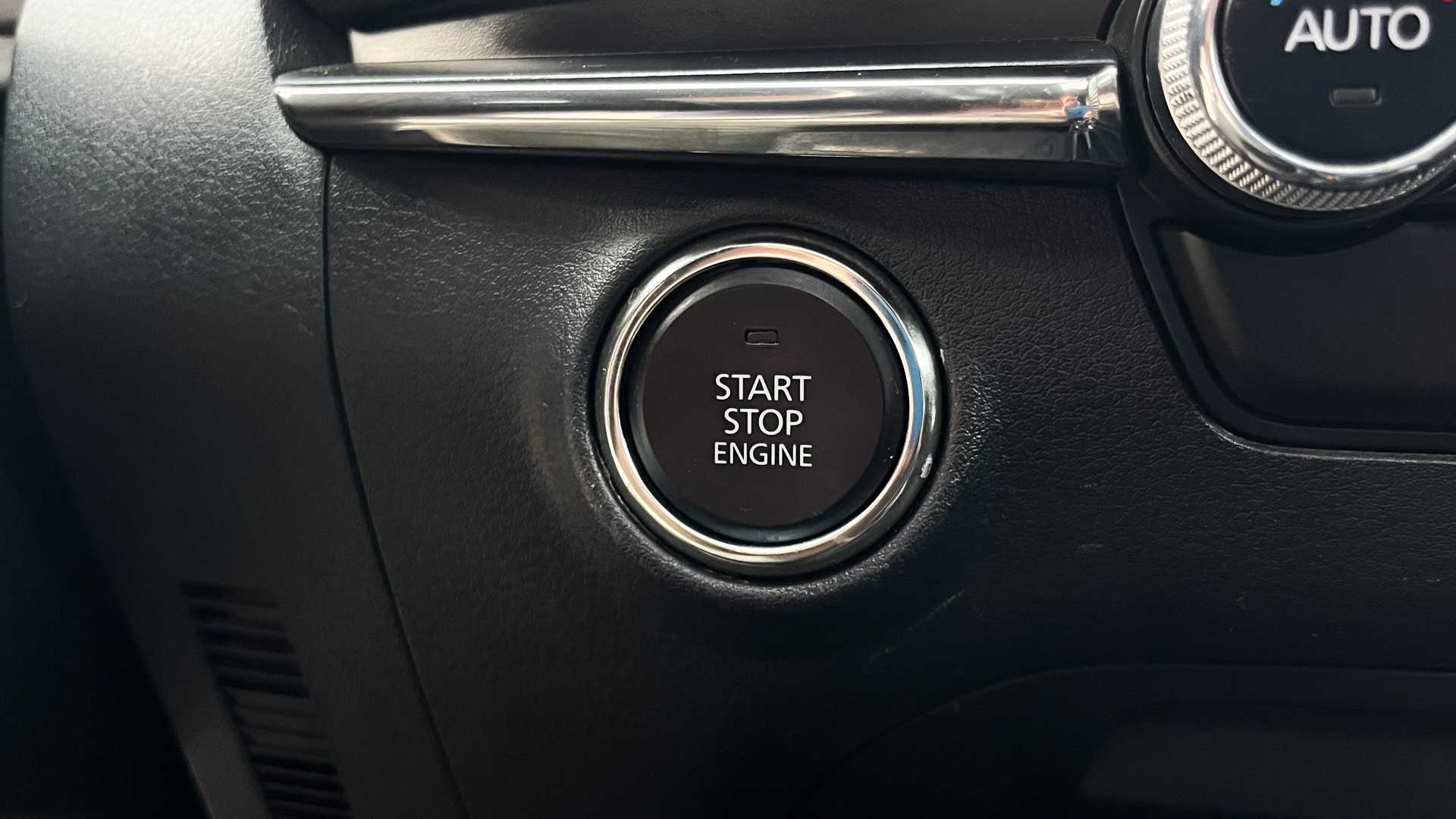 Mazda 3 Sport — foto 17 de 27
