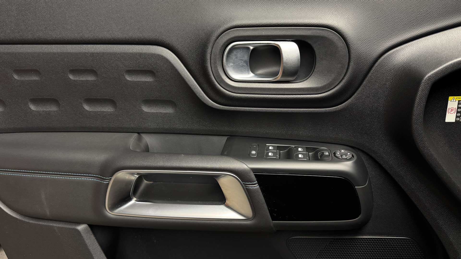 Citroën C5 Aircross — foto 29 de 31