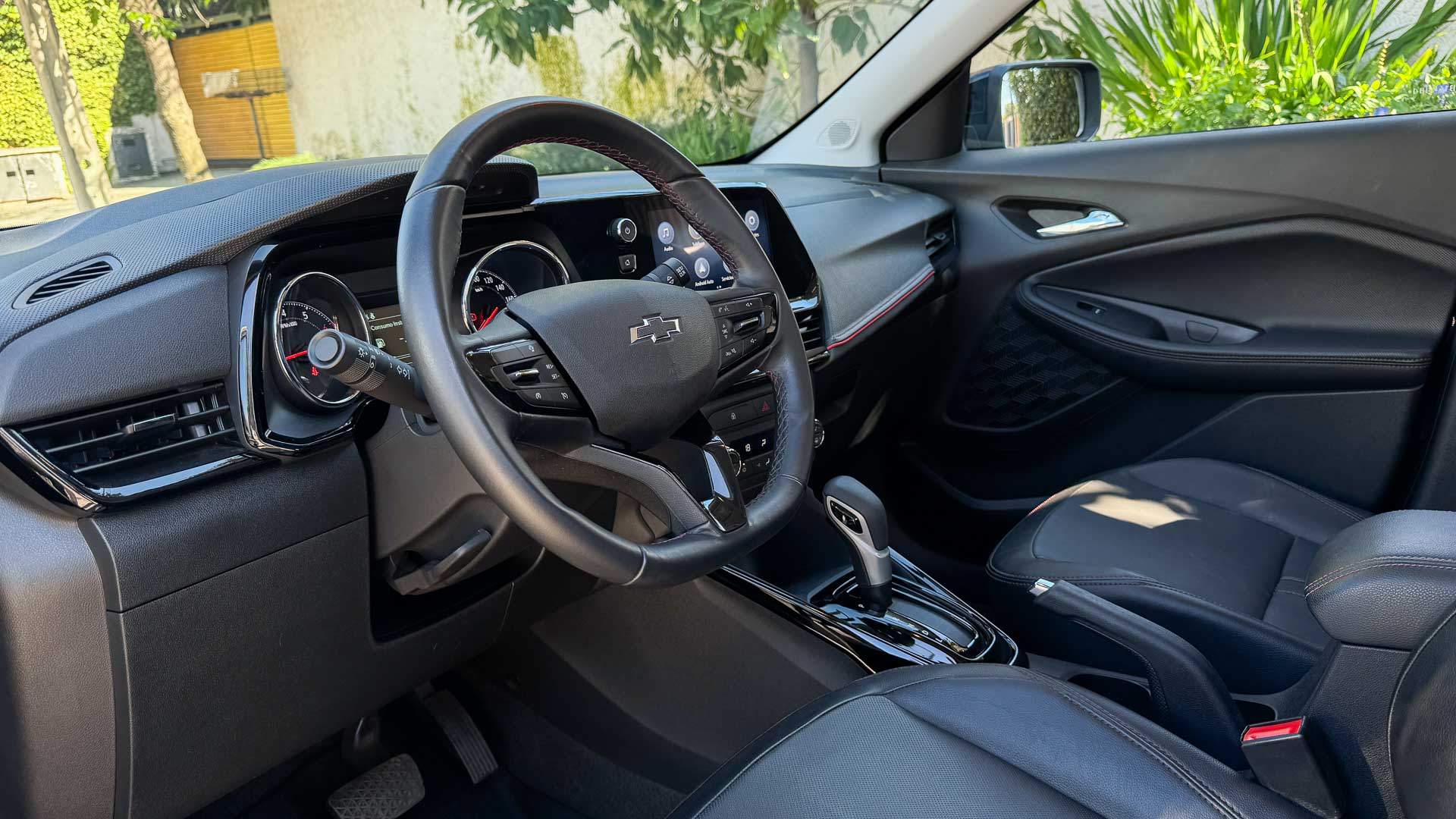 Chevrolet Montana — foto 12 de 28