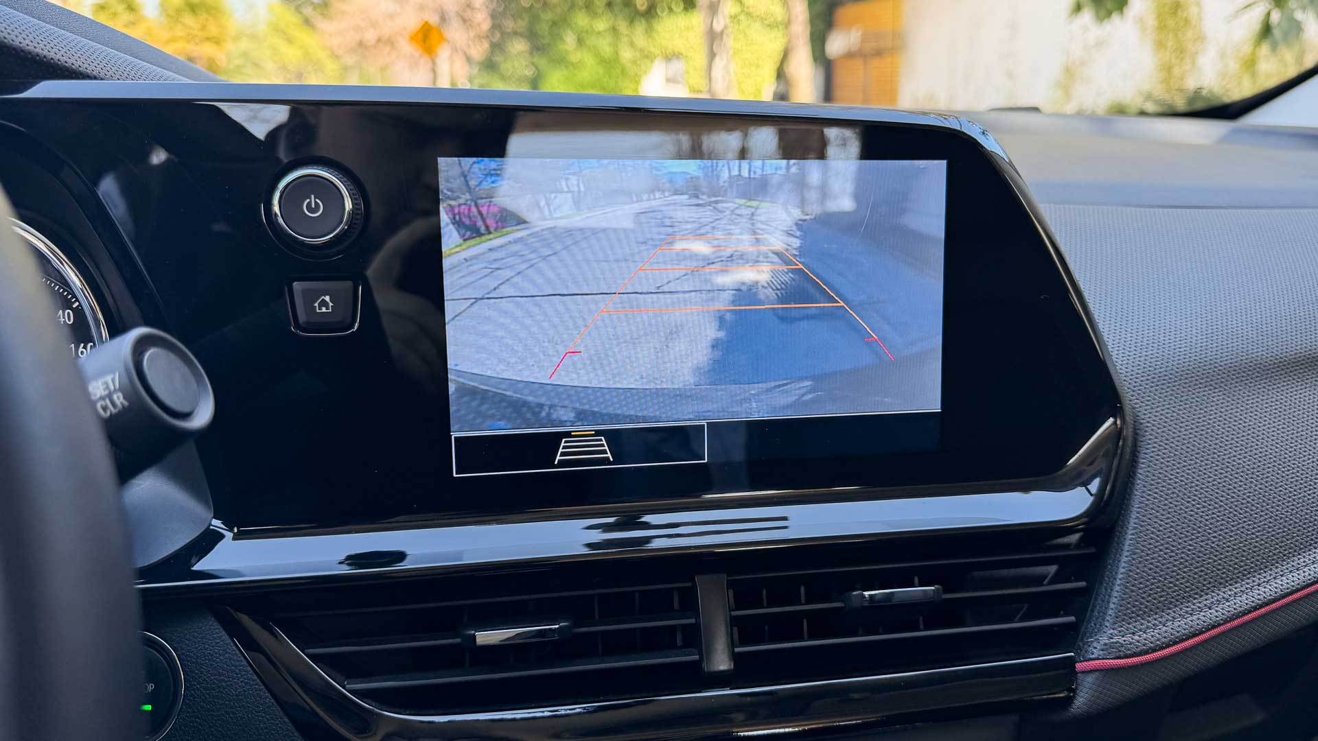 Chevrolet Montana — foto 19 de 28