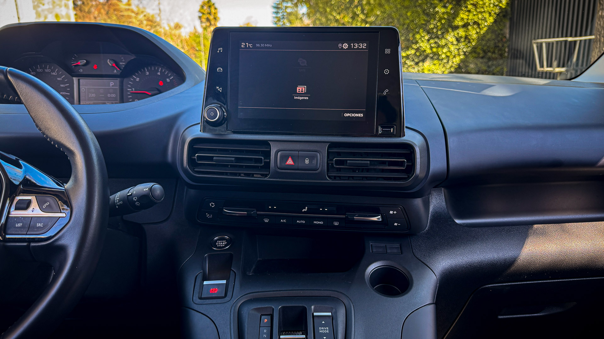 Peugeot Rifter — foto 15 de 29