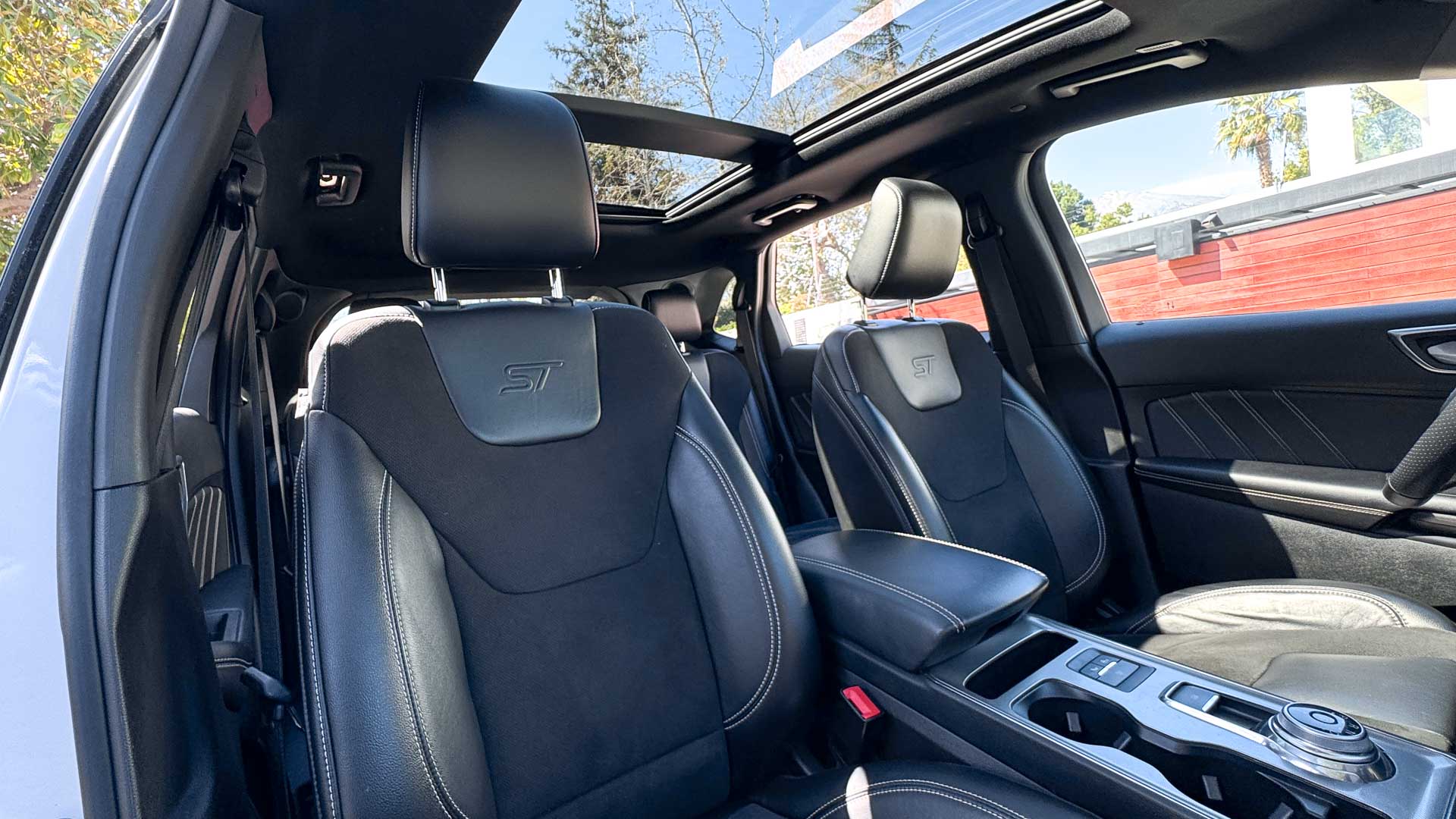 Ford Edge St — foto 25 de 32