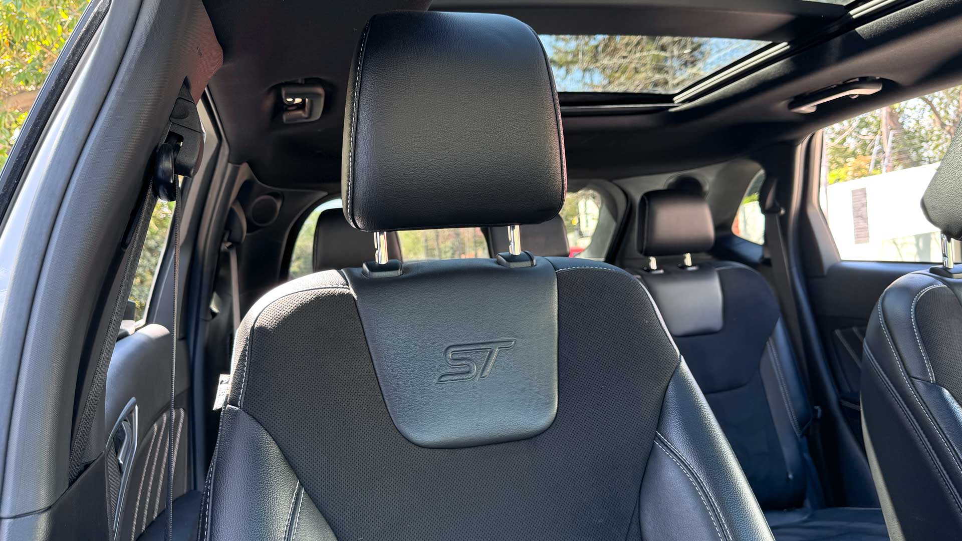 Ford Edge St — foto 26 de 32