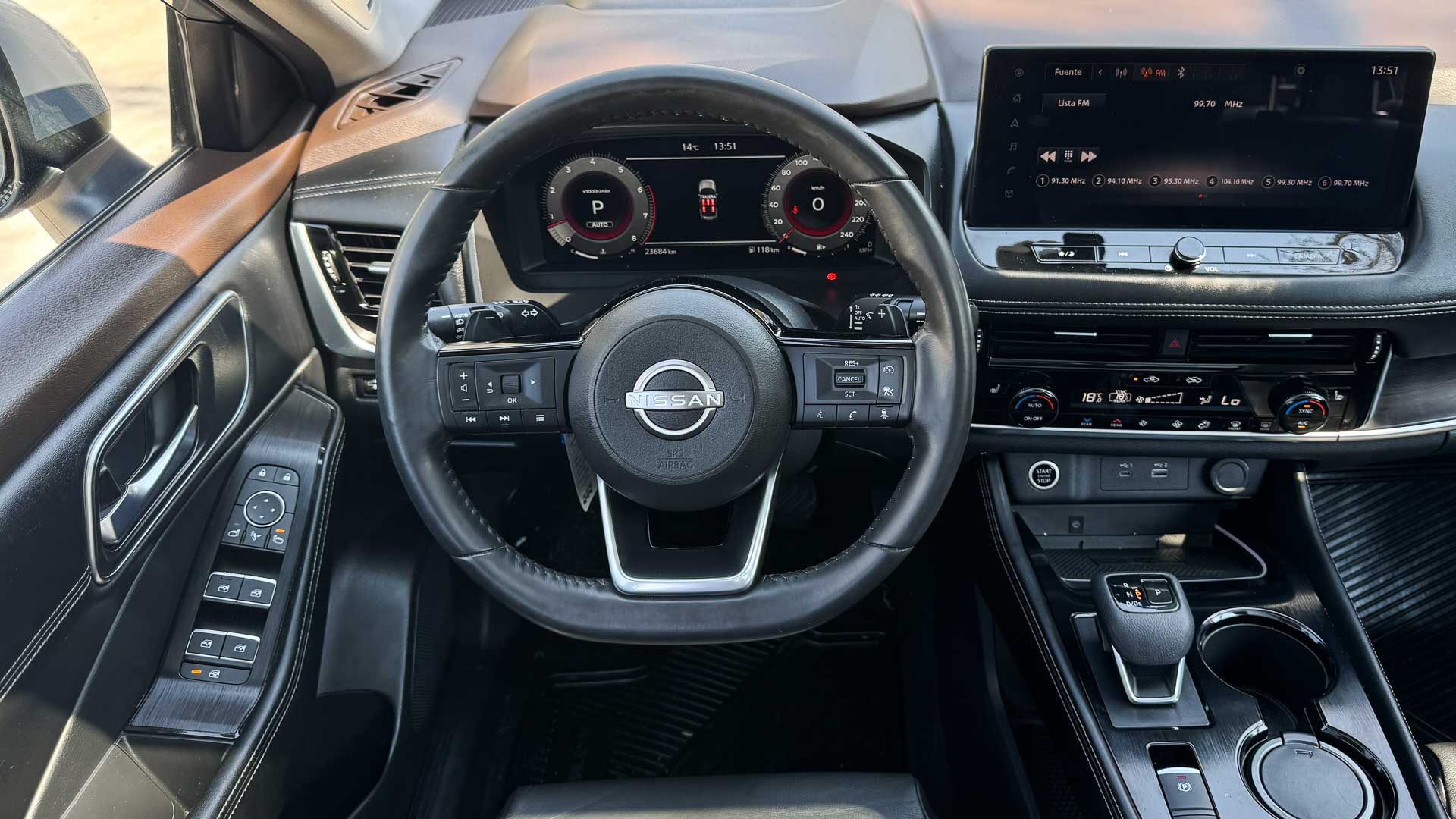 Nissan X-Trail — foto 12 de 29