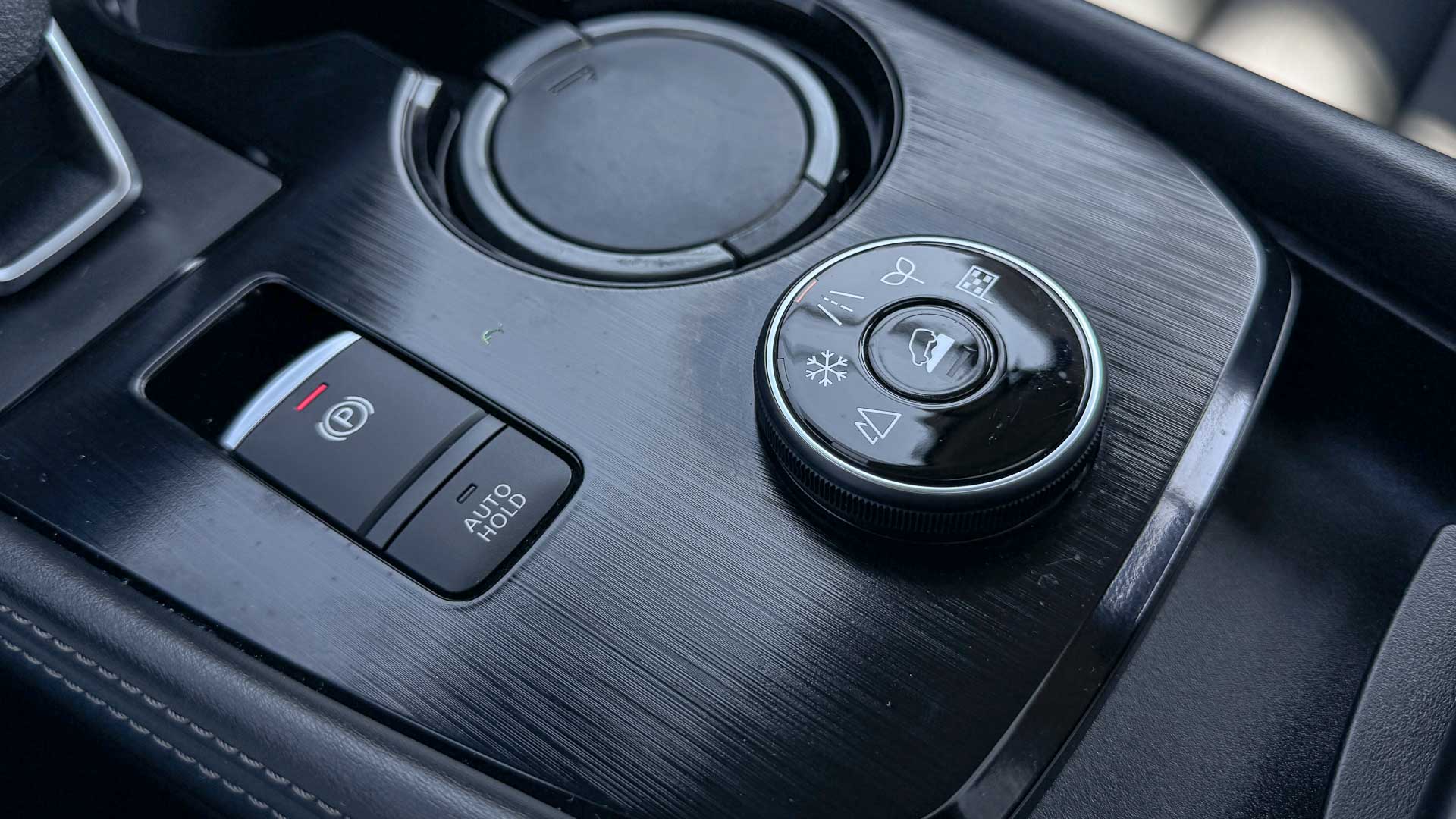 Nissan X-Trail — foto 21 de 29