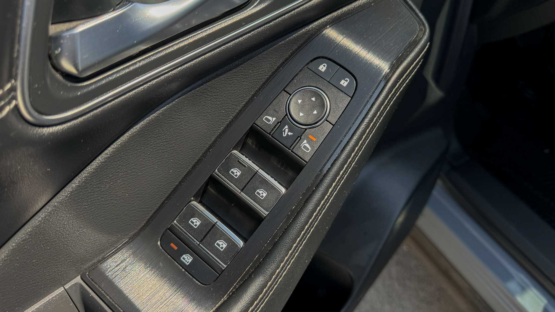 Nissan X-Trail — foto 26 de 29
