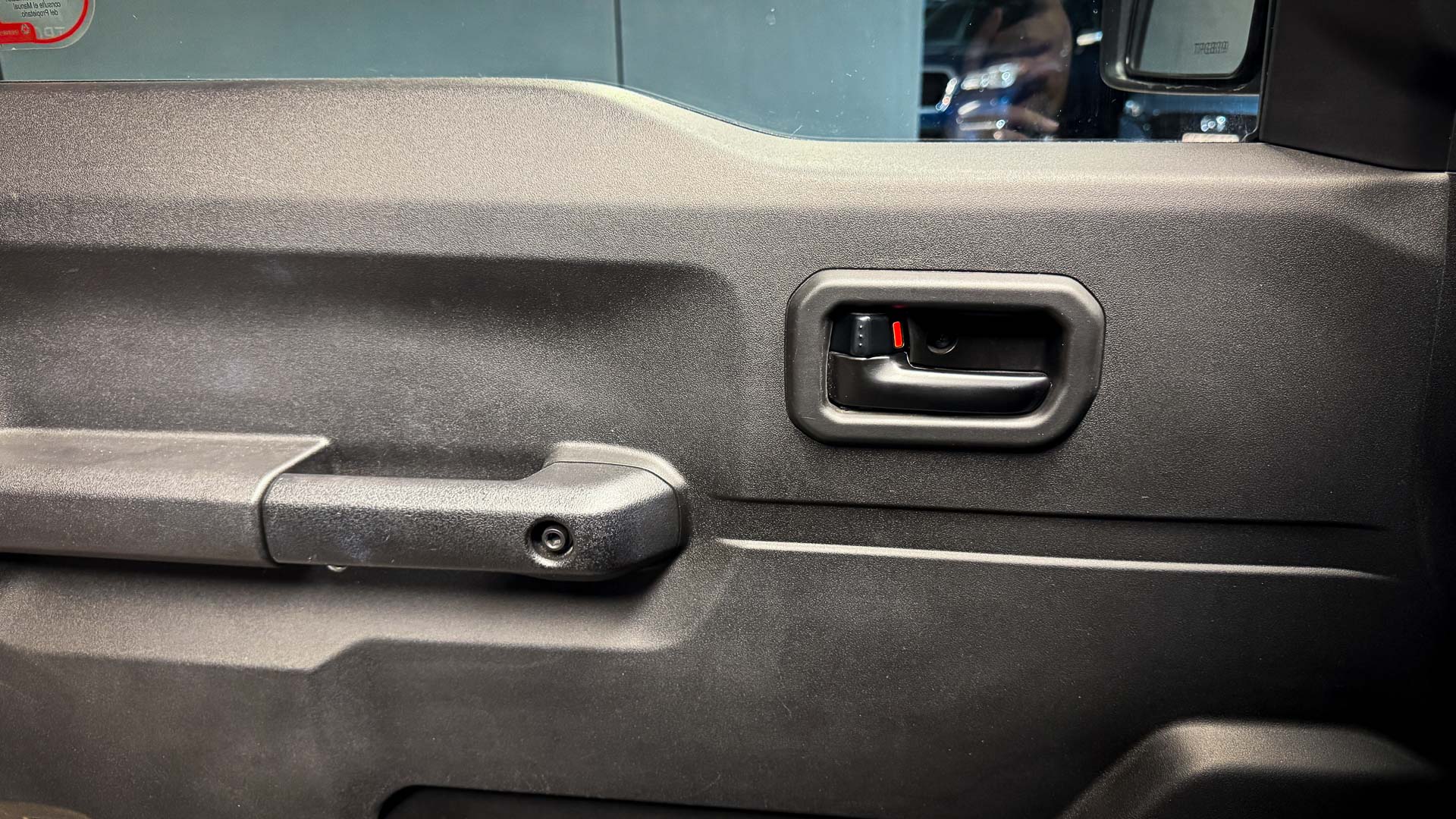 Suzuki Jimny — foto 24 de 25
